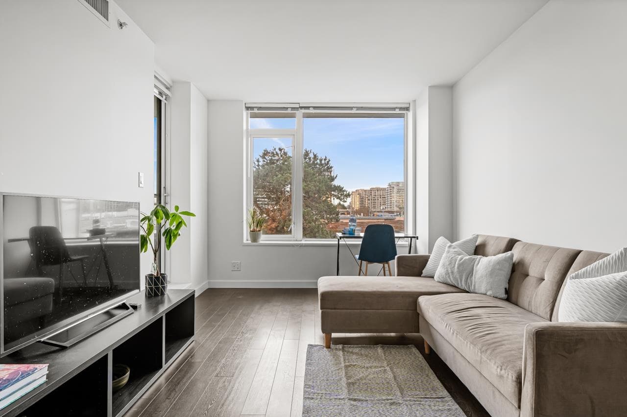 304 - 5619 Cedarbridge Way, Richmond, V6X 0P8 — photo 3