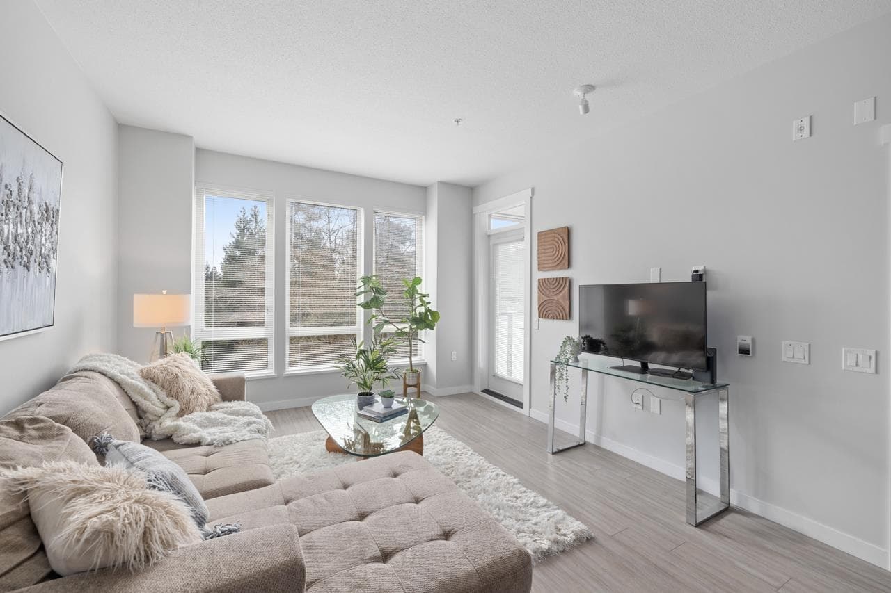 410 - 2632 Library Lane, North Vancouver, V7J 0B8 — photo 3
