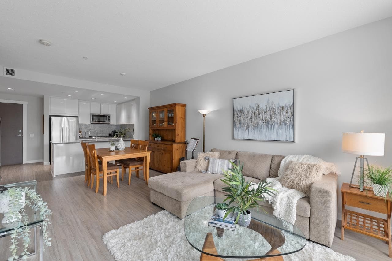 410 - 2632 Library Lane, North Vancouver, V7J 0B8 — photo 5