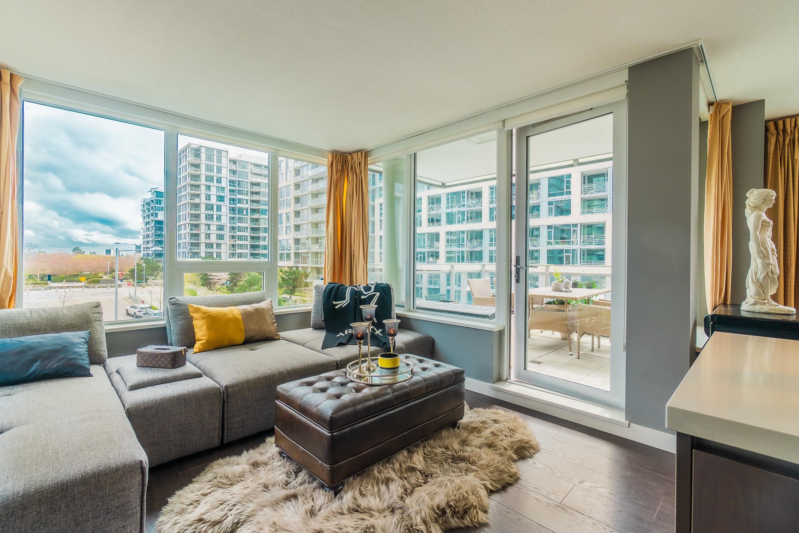 601 - 8833 Hazelbridge Way, Richmond, V6X 0N3 — photo 3