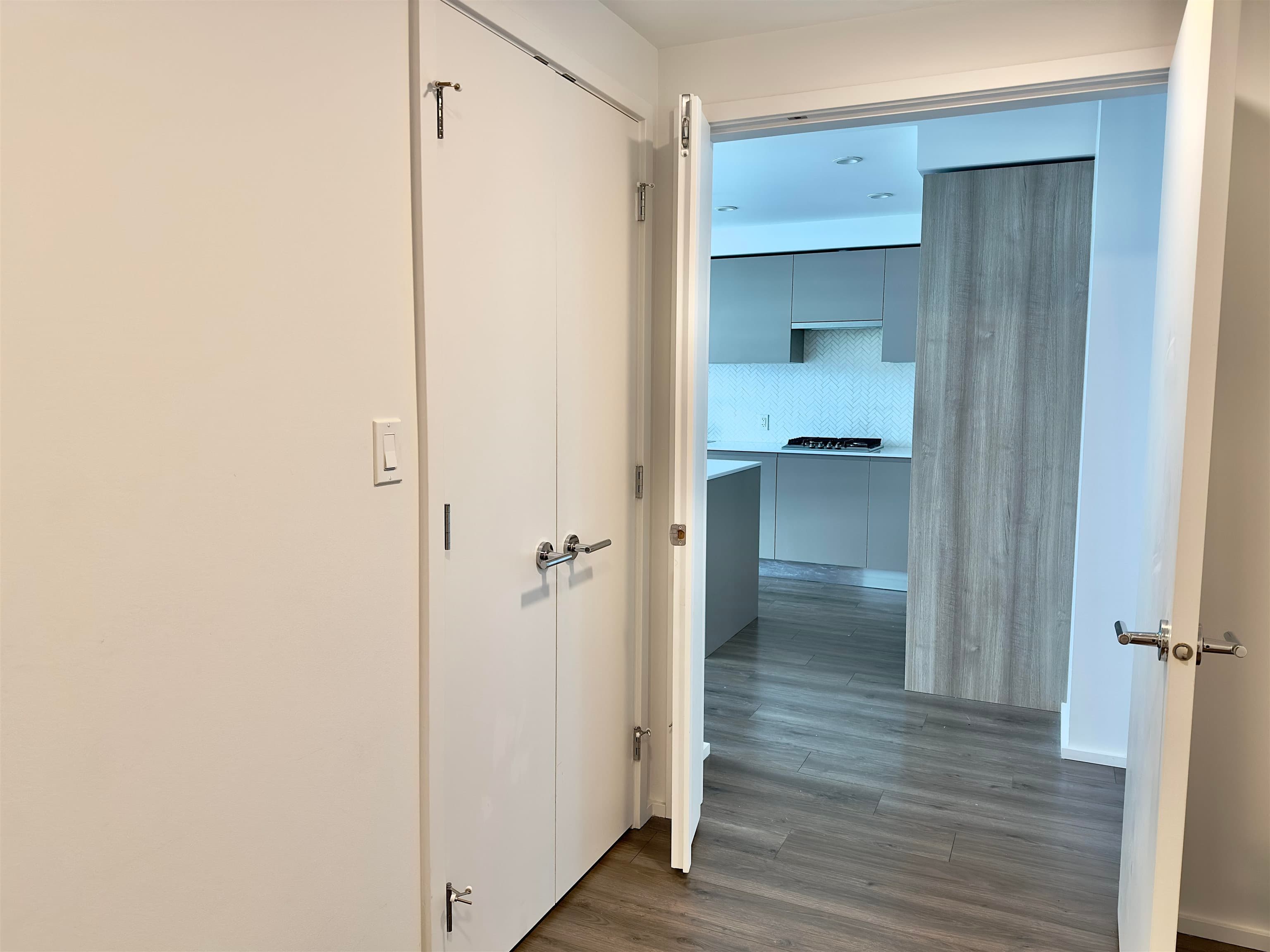 2407 - 3833 Evergreen Place, Burnaby, V3J 0M2 — photo 3