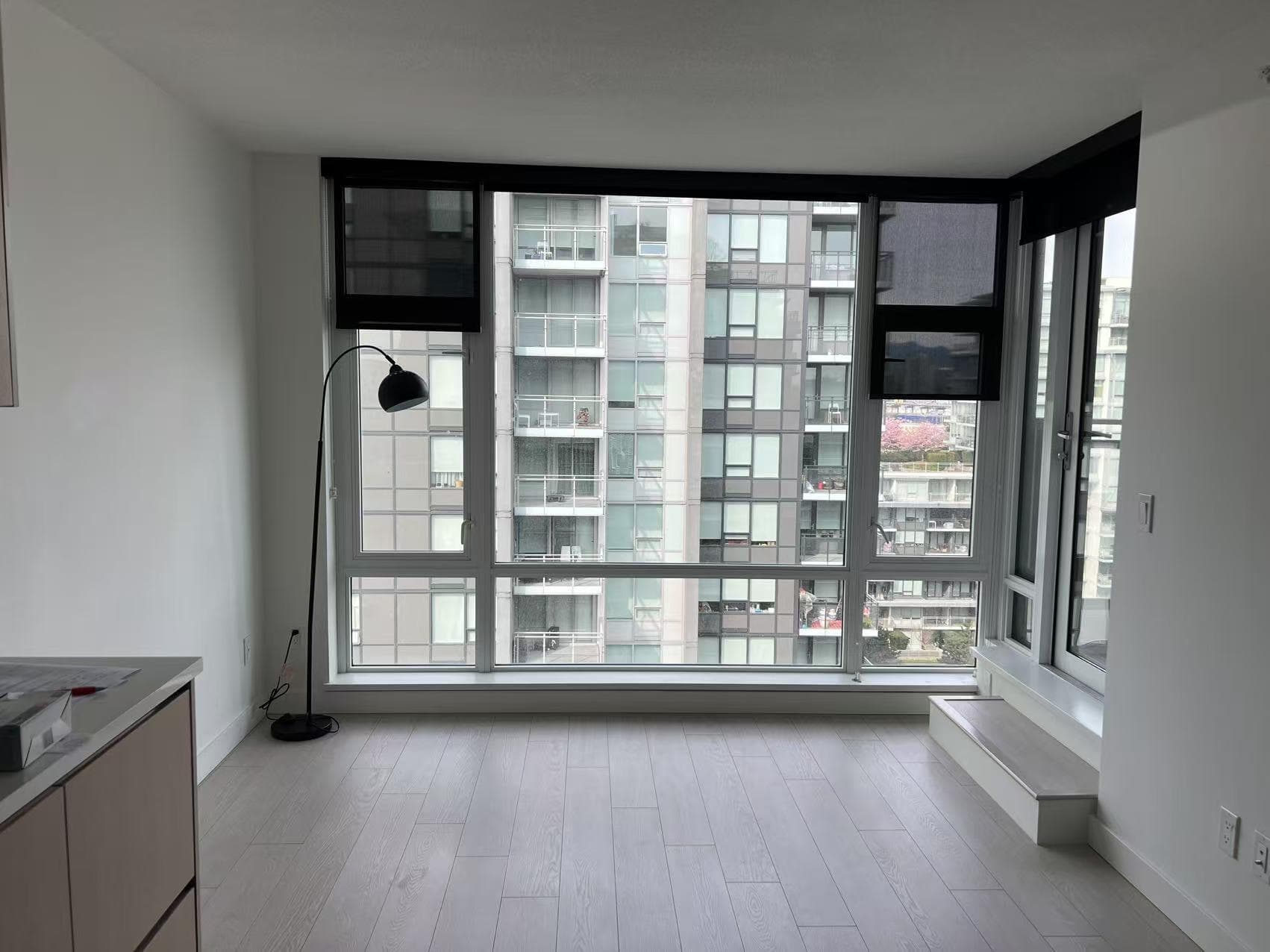 1606 - 8800 Hazelbridge Way, Richmond, V6X 0S3 — photo 4
