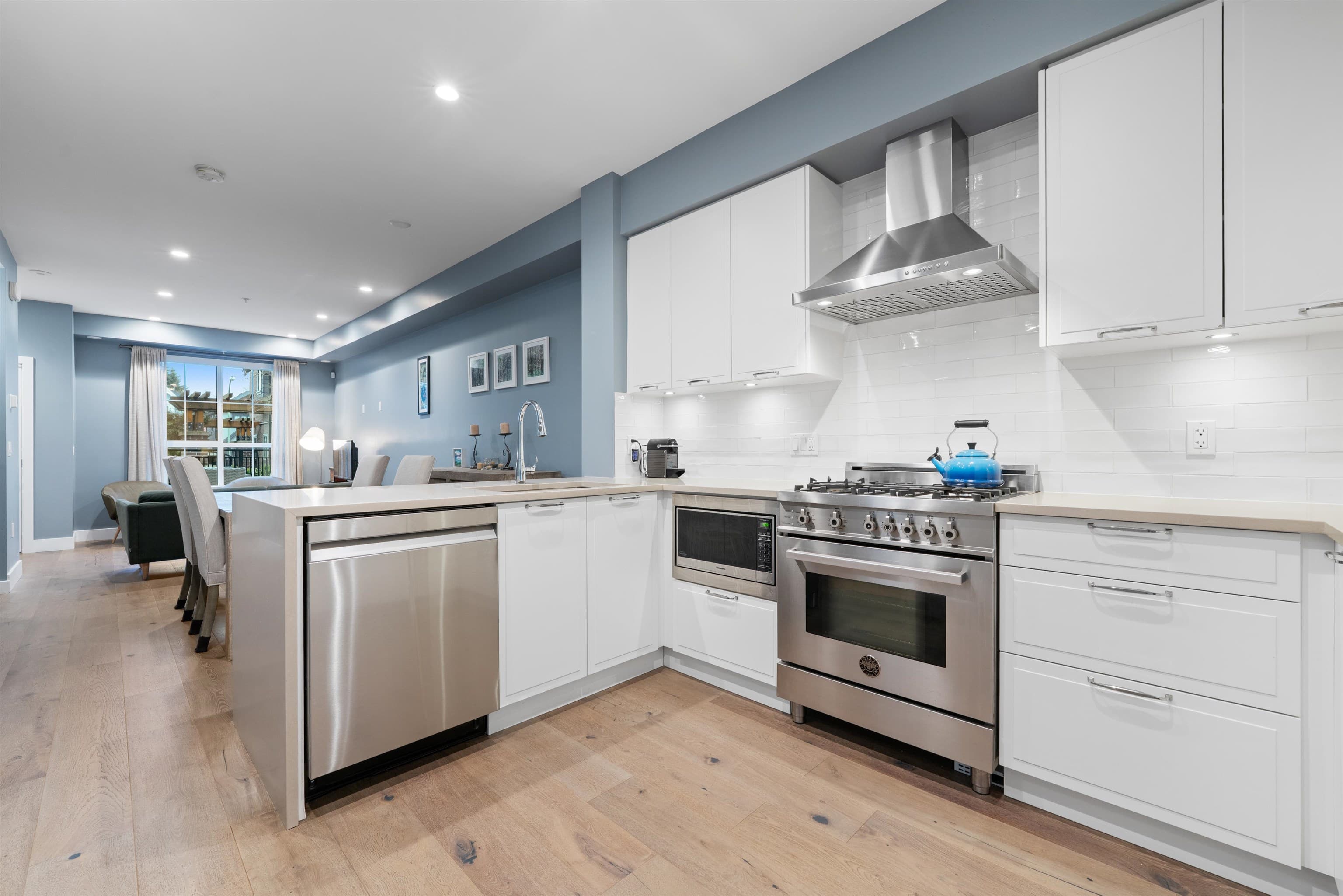 8121 Shaughnessy Street, Vancouver, V6P 3X9 — photo 2