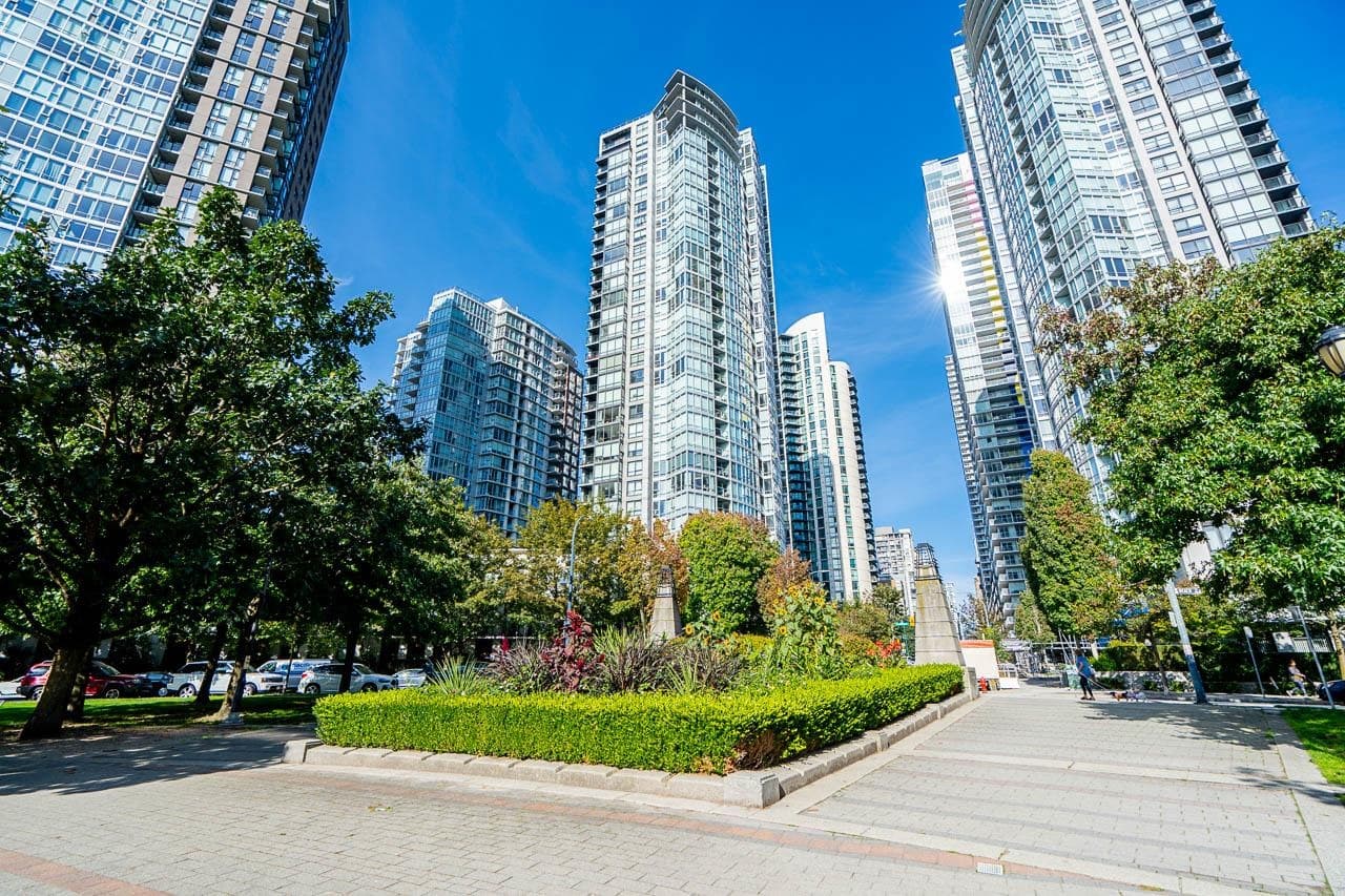 1607 - 1495 Richards Street, Vancouver, V6Z 3E3 — photo 3