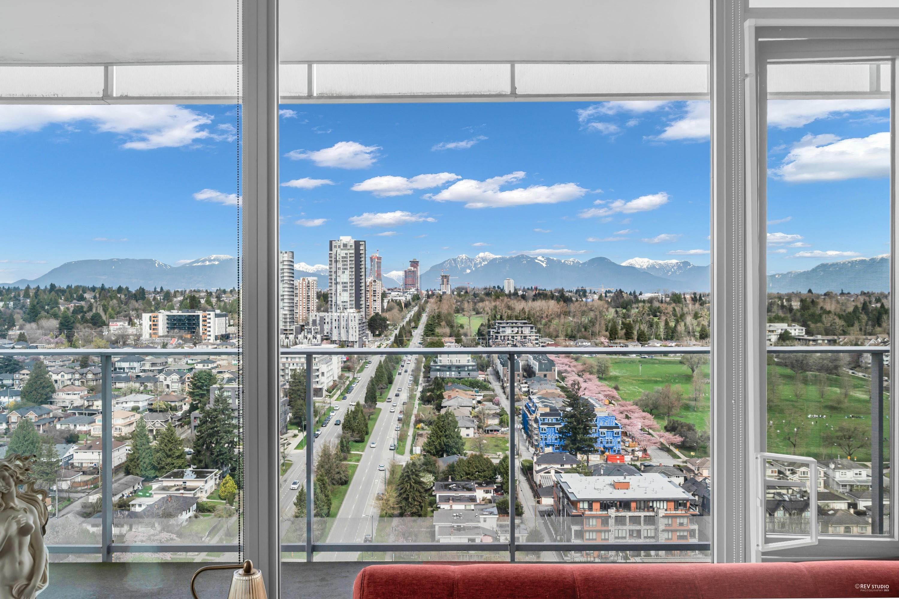2501 - 8031 Nunavut Lane, Vancouver, V5X 0C9 — photo 2