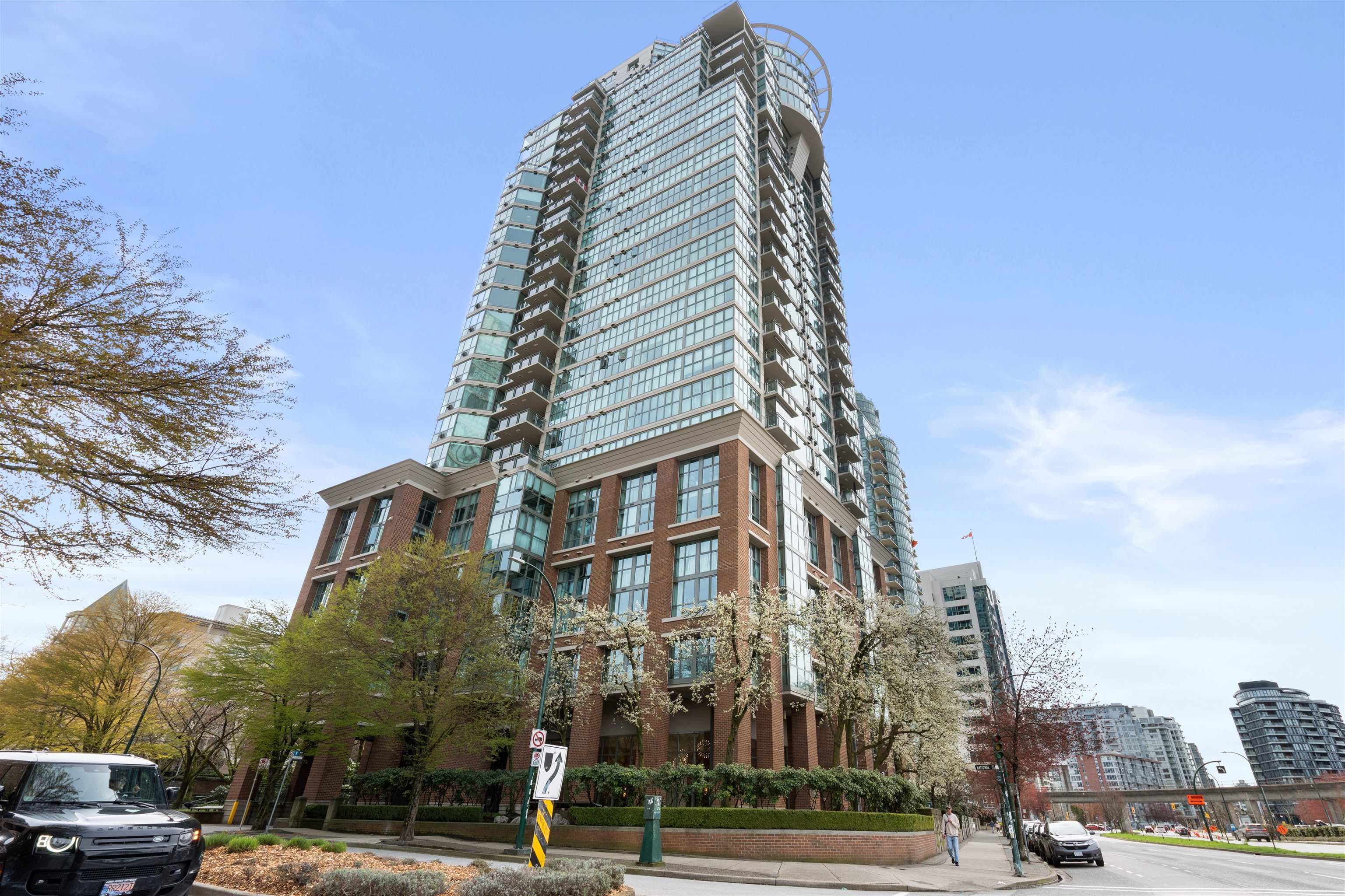 406 - 1128 Quebec Street, Vancouver, V6A 4E1 — photo 4