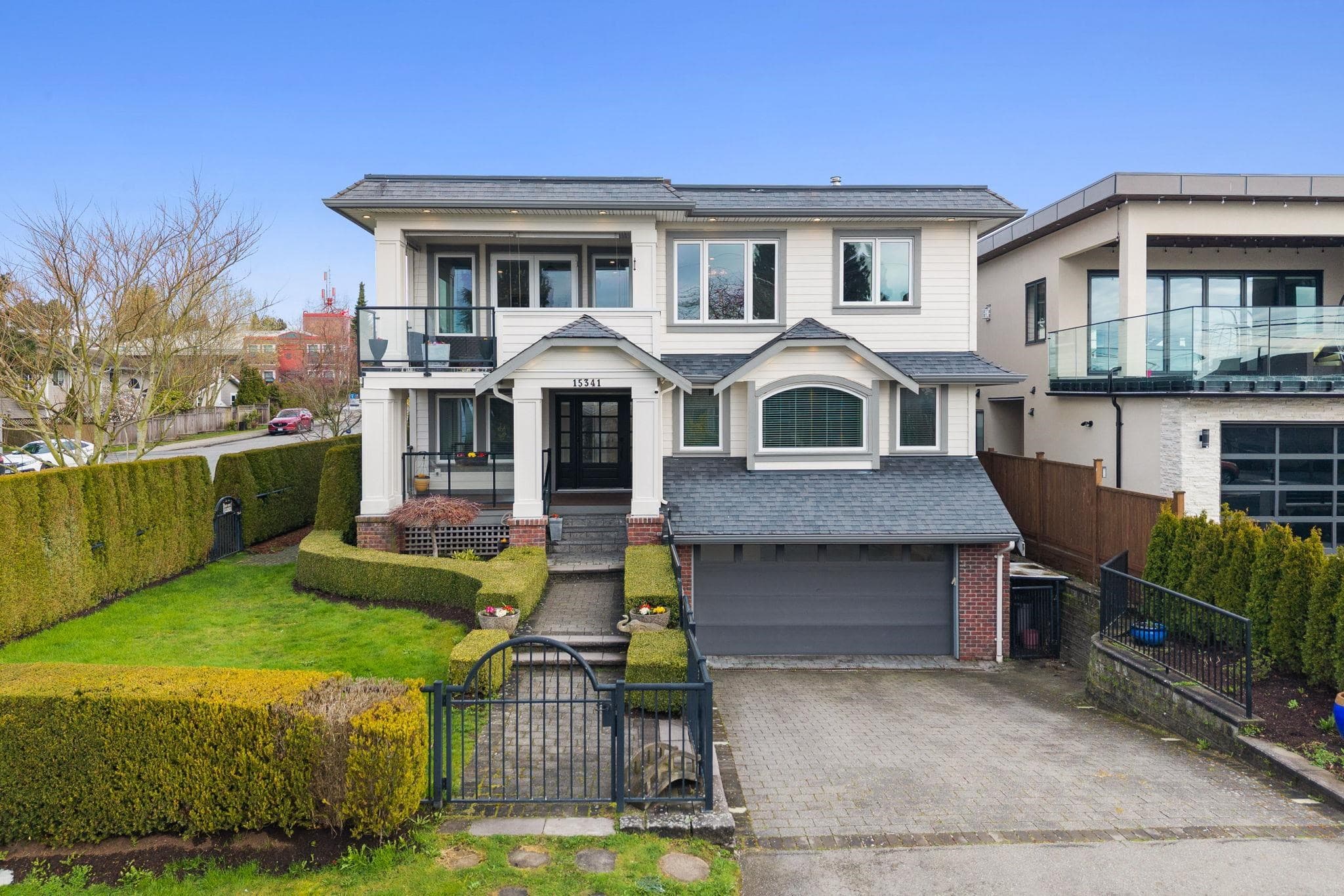 15341 Royal Avenue, White Rock