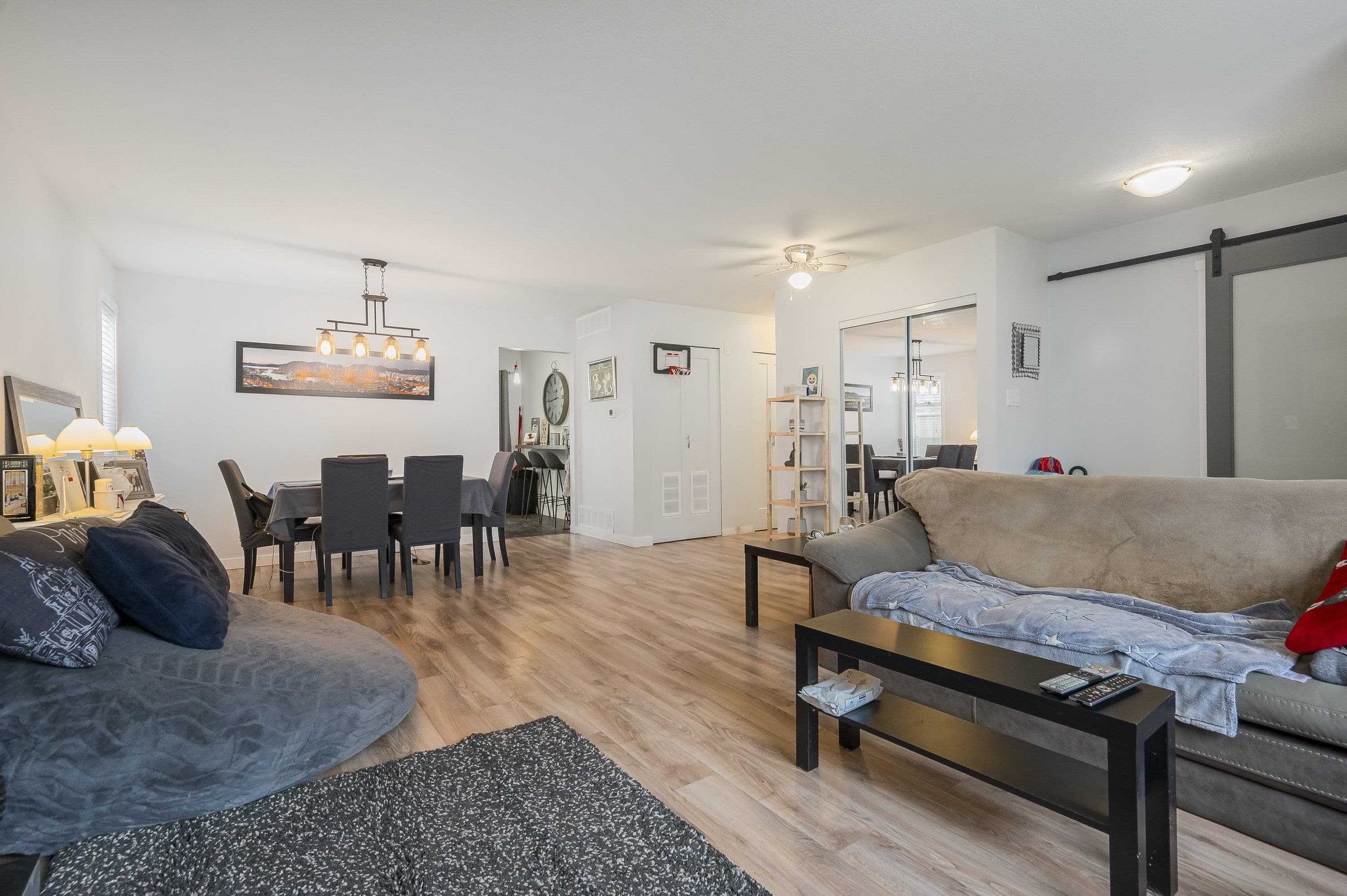 12145 207a Street, Maple Ridge, V2X 9T1 — photo 4
