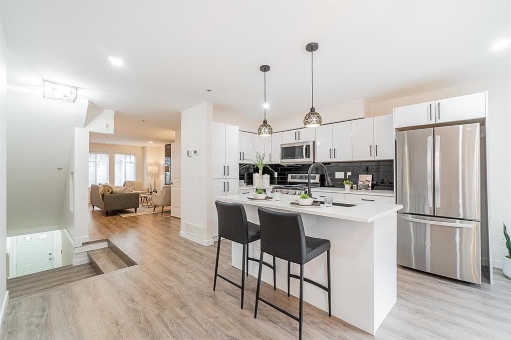 69 - 12711 64 Avenue, Surrey, V3W 1X1 — photo 5