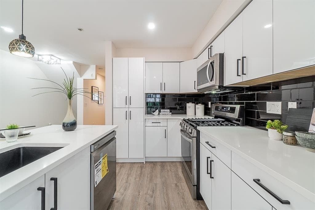 69 - 12711 64 Avenue, Surrey, V3W 1X1 — photo 4