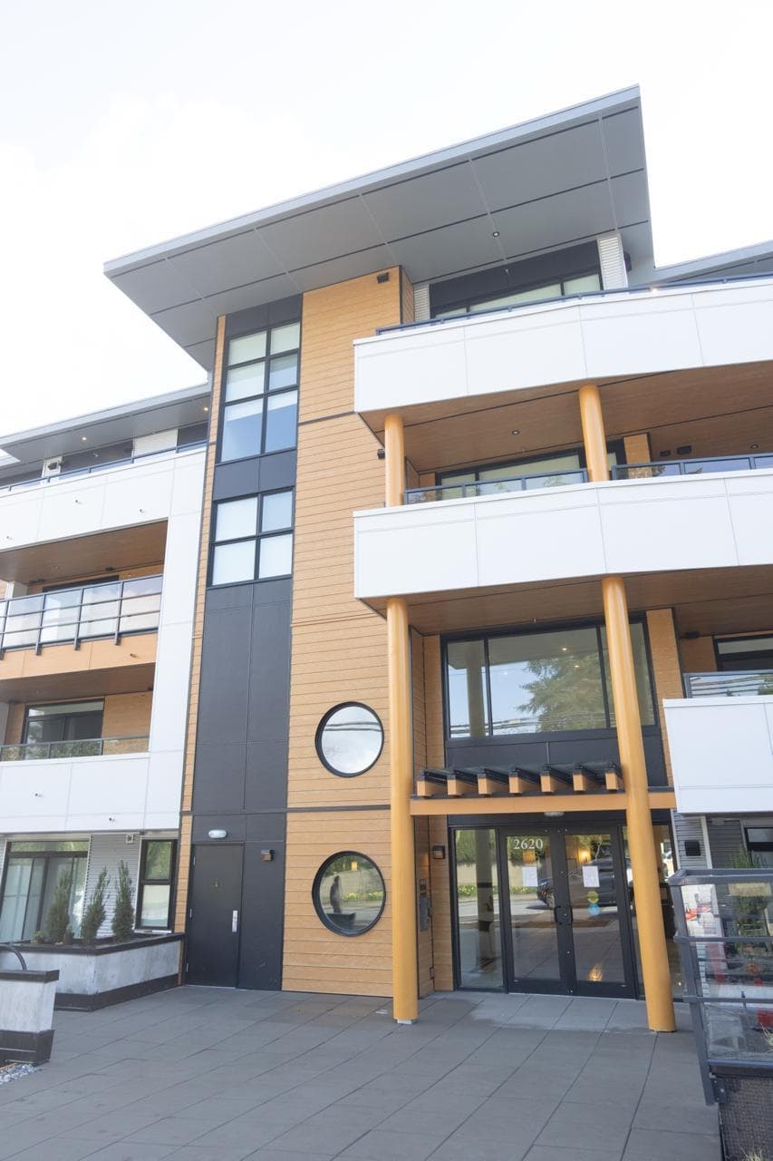 241 - 2635 King George Boulevard, Surrey, V4P 0H7 — photo 2