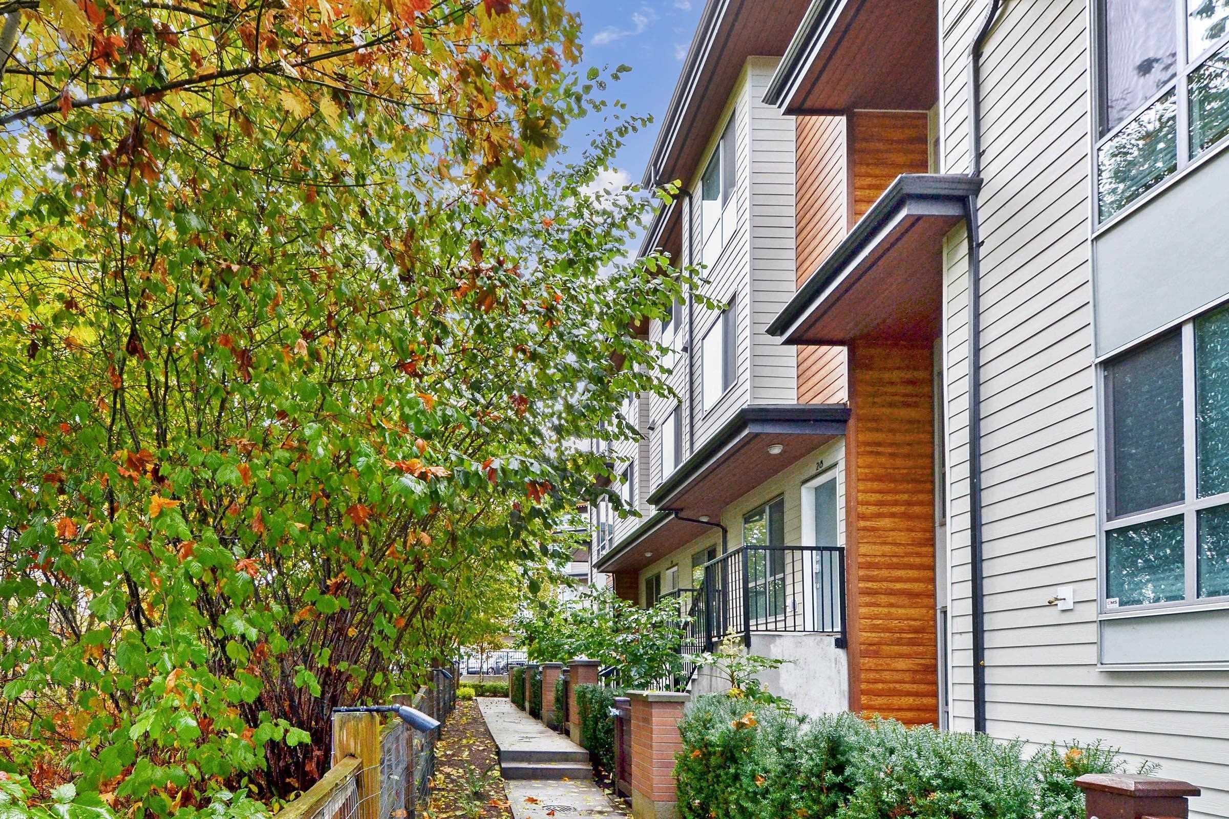 28 - 15775 Mountain View Drive, Surrey, V3Z 0W7 — photo 2