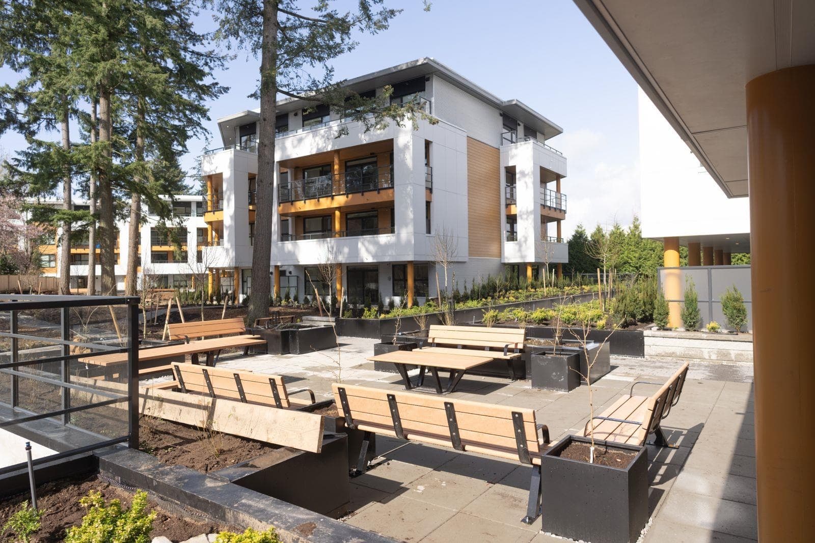 341 - 2635 King George Boulevard, Surrey, V4P 0H7 — photo 3