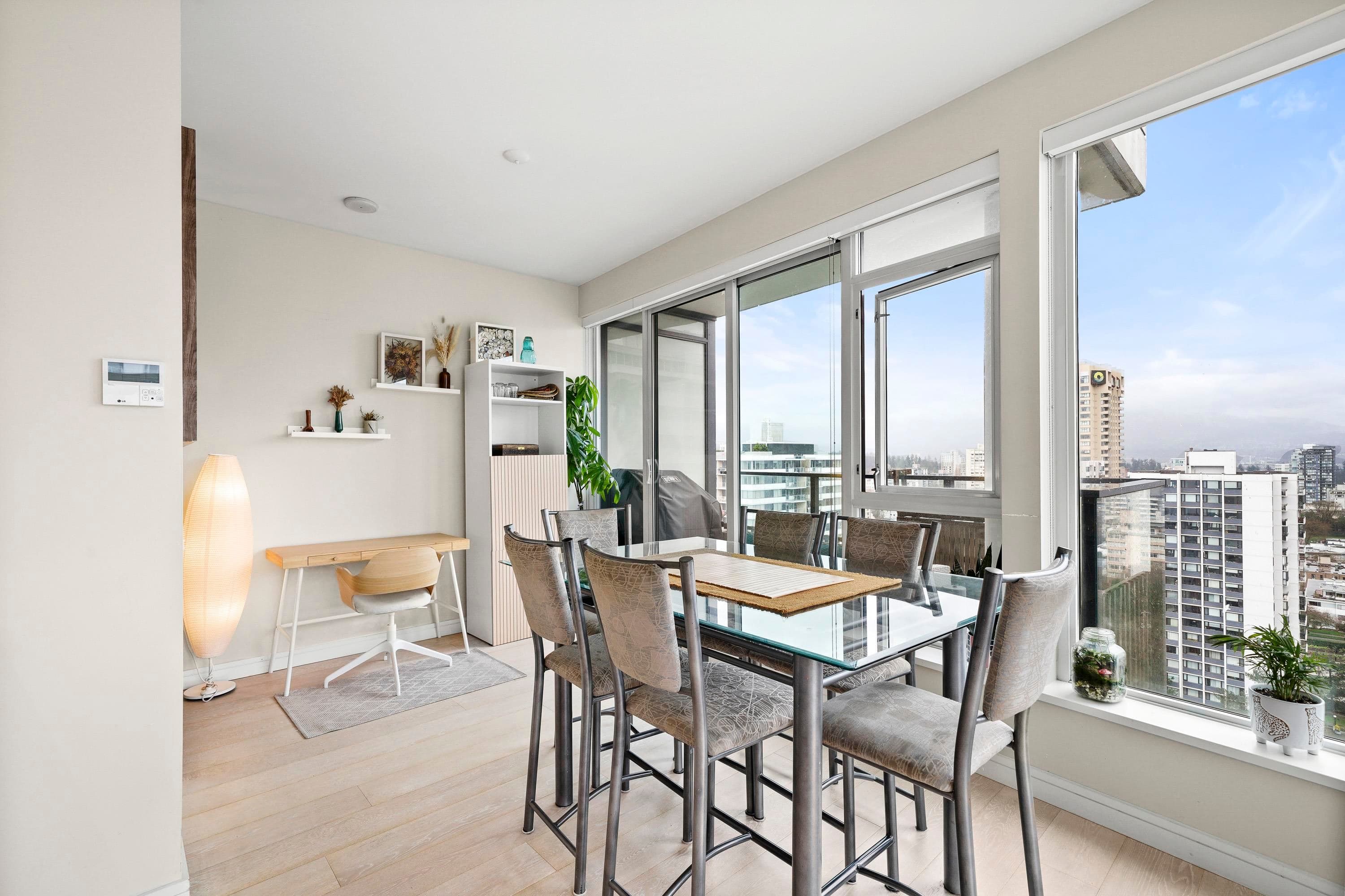 1902 - 1221 Bidwell Street, Vancouver, V6G 0B1 — photo 3