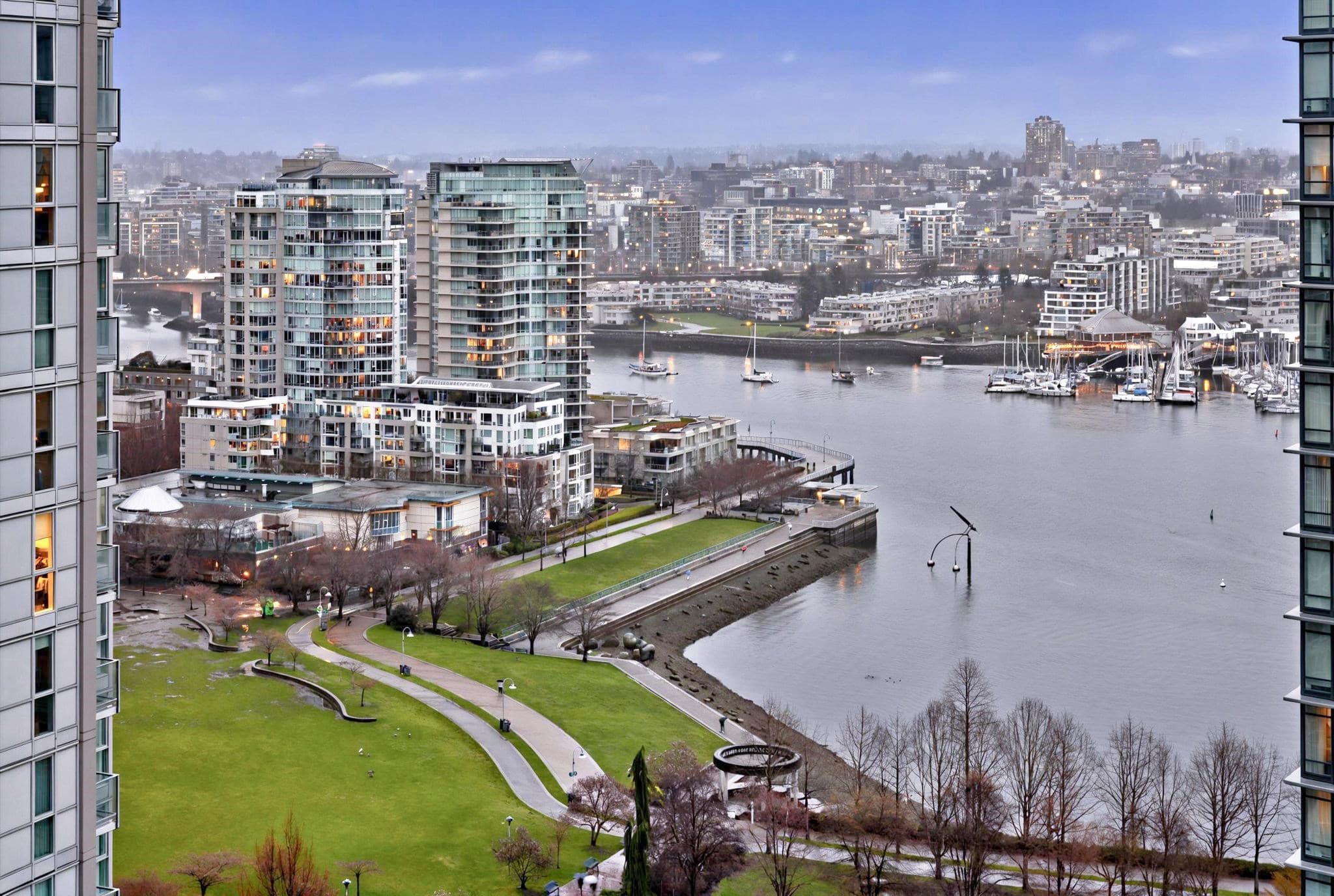 2607 - 455 Beach Crescent, Vancouver, V6Z 3E5 — photo 1