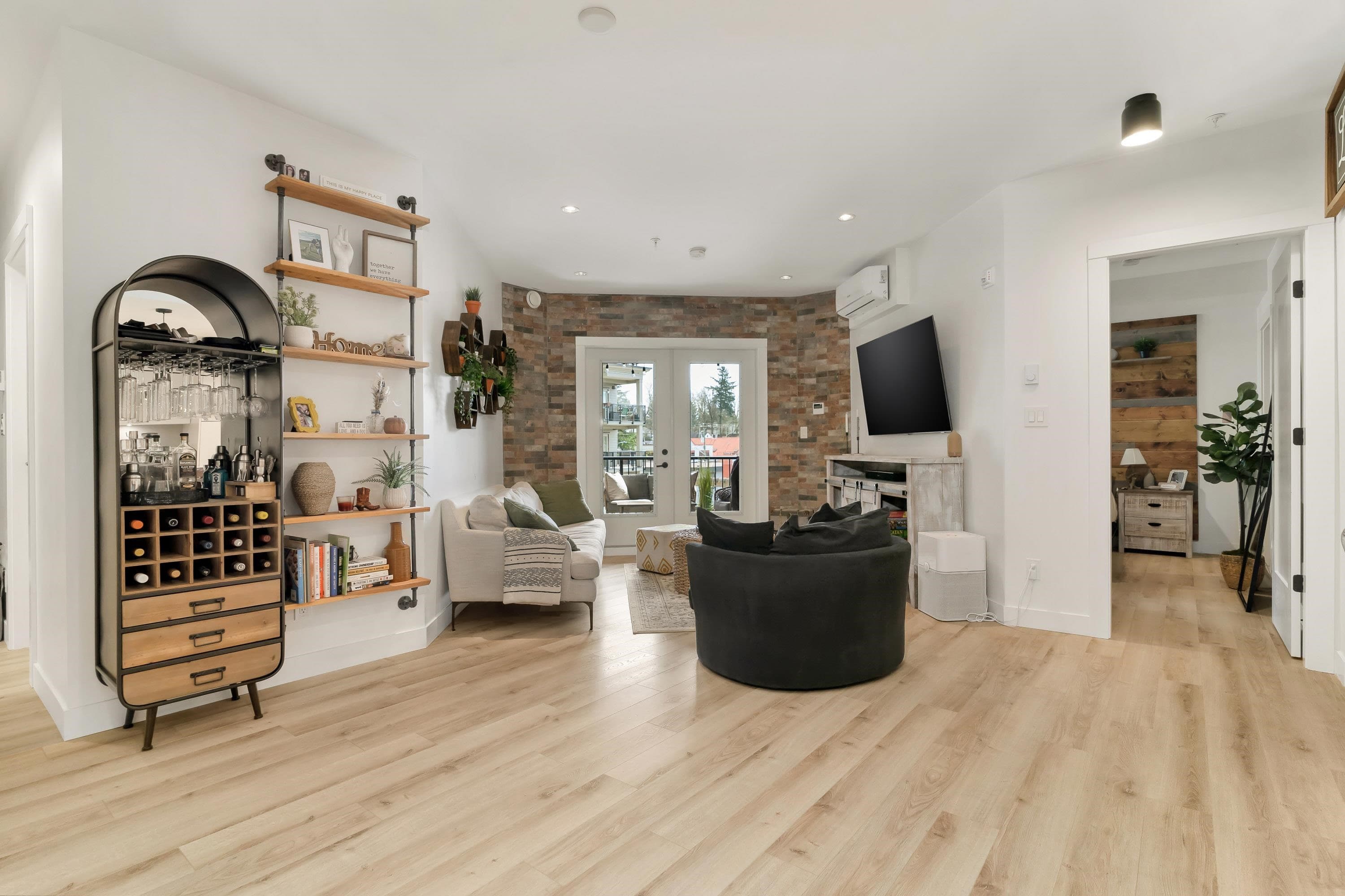 315 - 2493 Montrose Avenue, Abbotsford, V2S 0L4 — photo 2