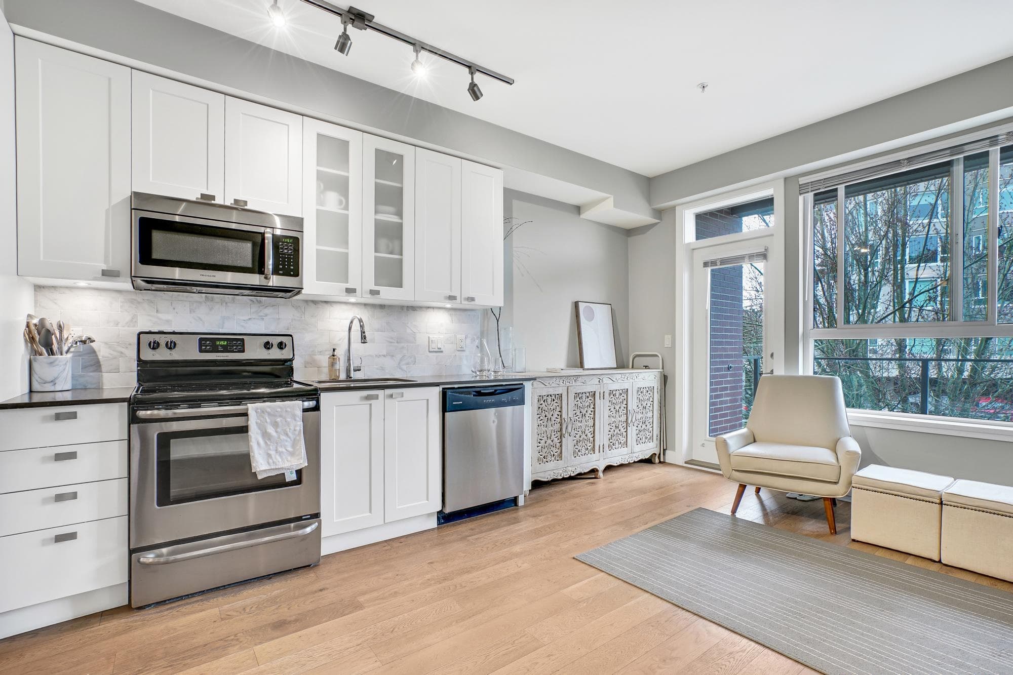 209 - 3080 Gladwin Road, Abbotsford, V2T 0G3 — photo 3