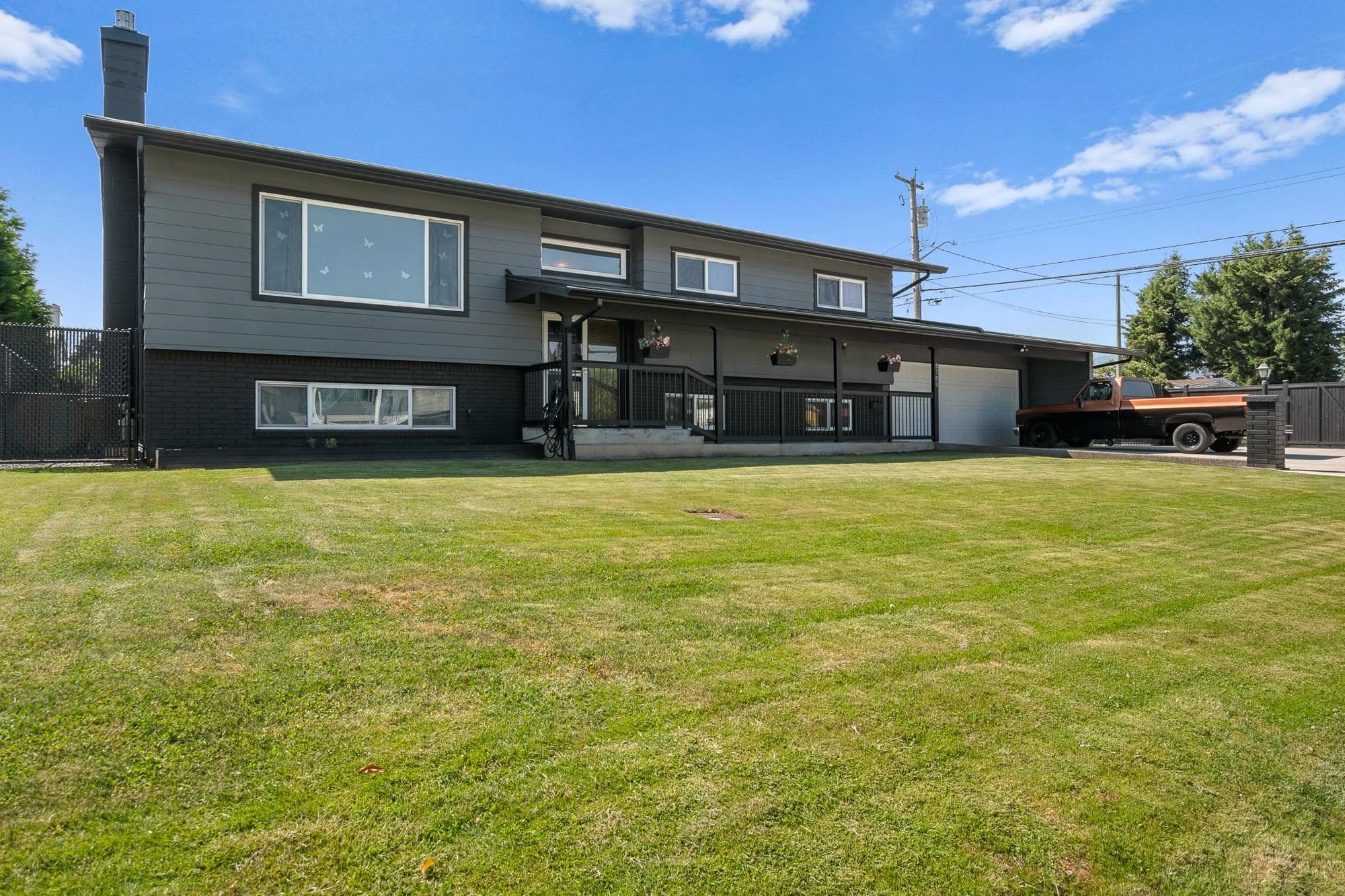 8789 Butchart Street, Chilliwack