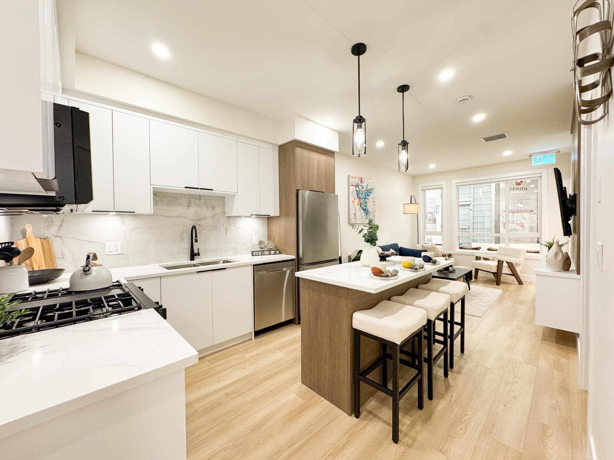 101 - 14295 103a Avenue, Surrey, V3T 1T1 — photo 3