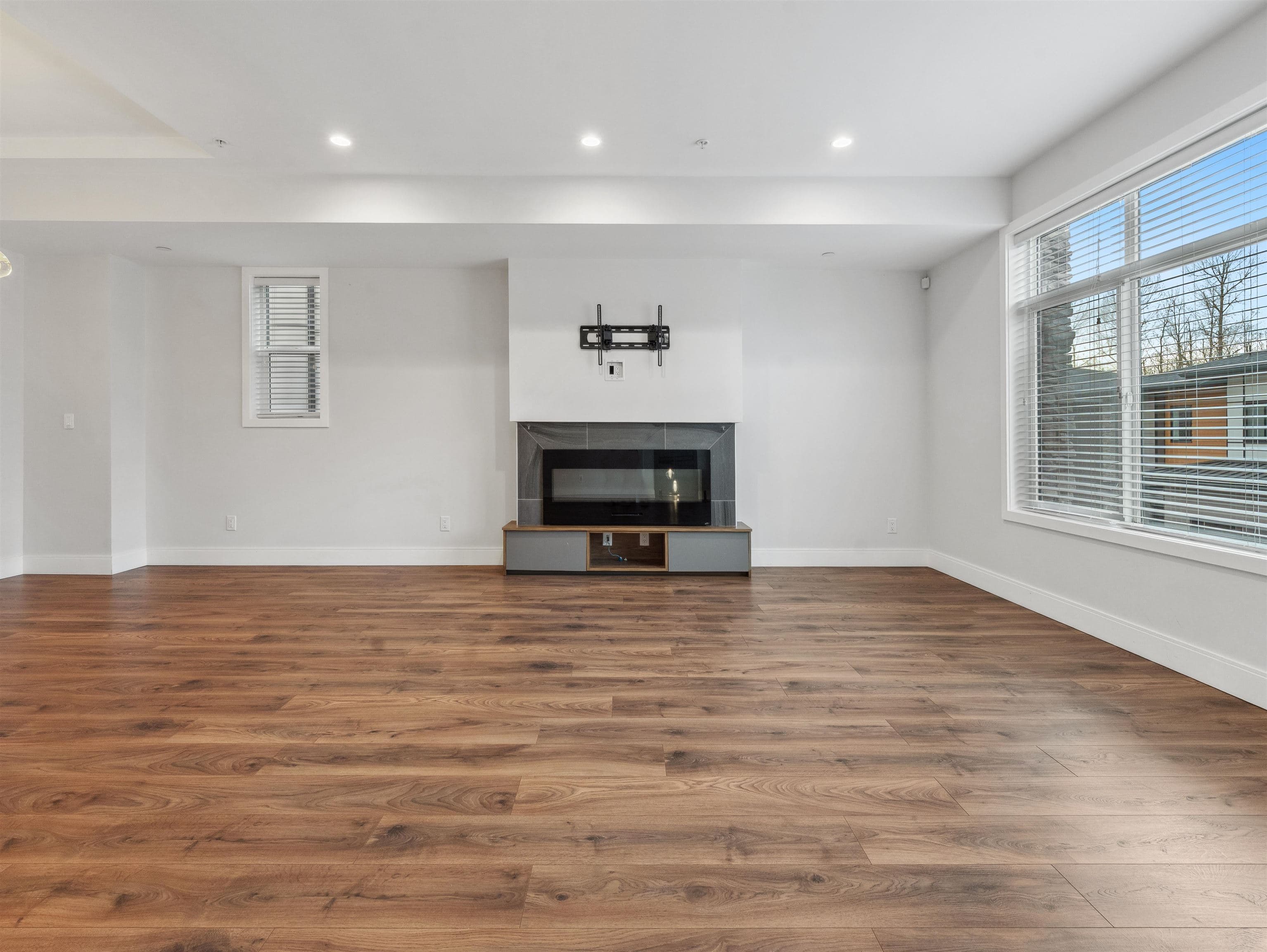 40 - 33209 Cherry Avenue, Mission, V2V 0G8 — photo 3