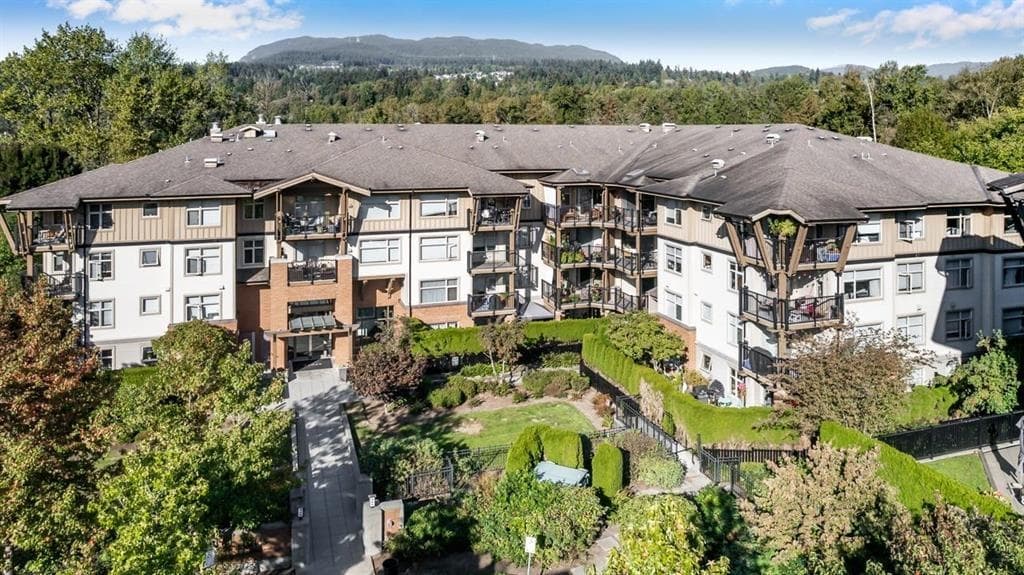 302 - 300 Klahanie Drive, Port Moody, V3H 5K8 — photo 3