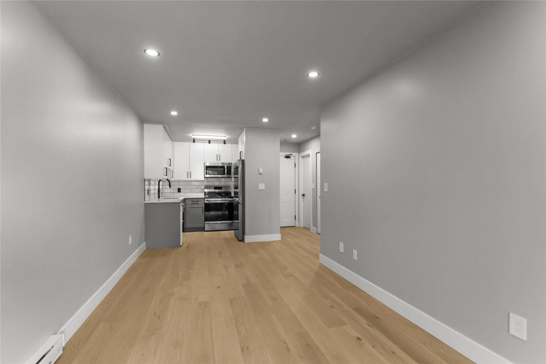 201 - 1948 Coquitlam Avenue, Port Coquitlam, V3B 1J3 — photo 4