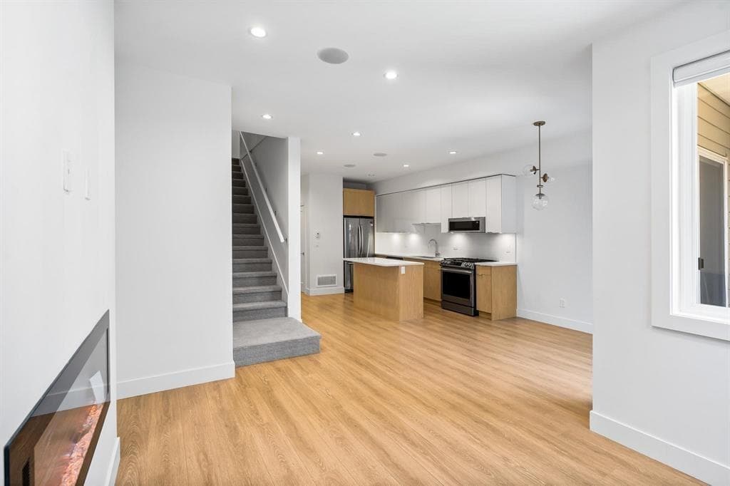15 - 8140 166 Street, Surrey, V4N 0J9 — photo 4