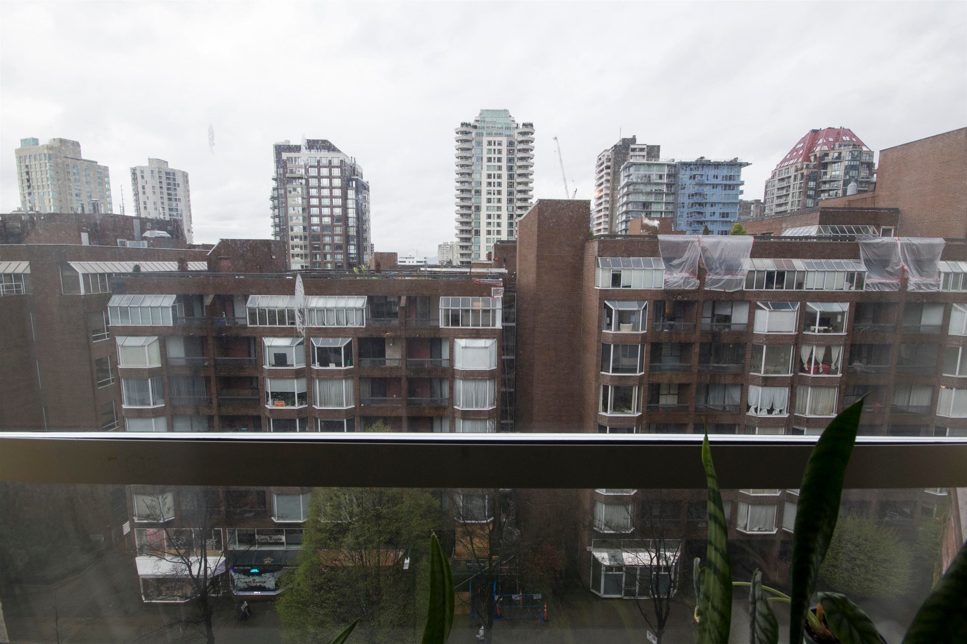 809 - 1330 Hornby Street, Vancouver, V6Z 1W5 — photo 3