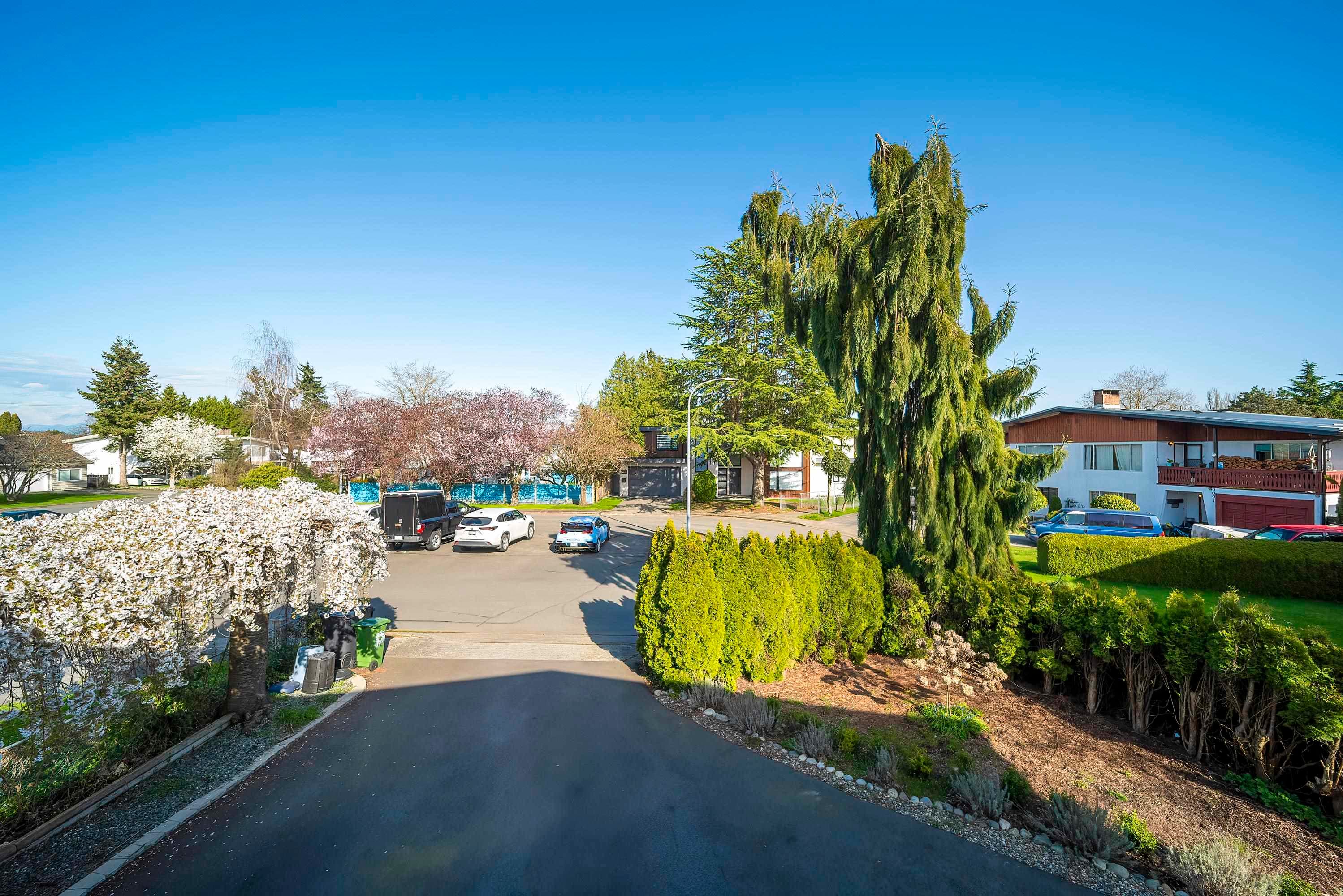 9031 Glenbrook Court, Richmond, V7A 2T1 — photo 5