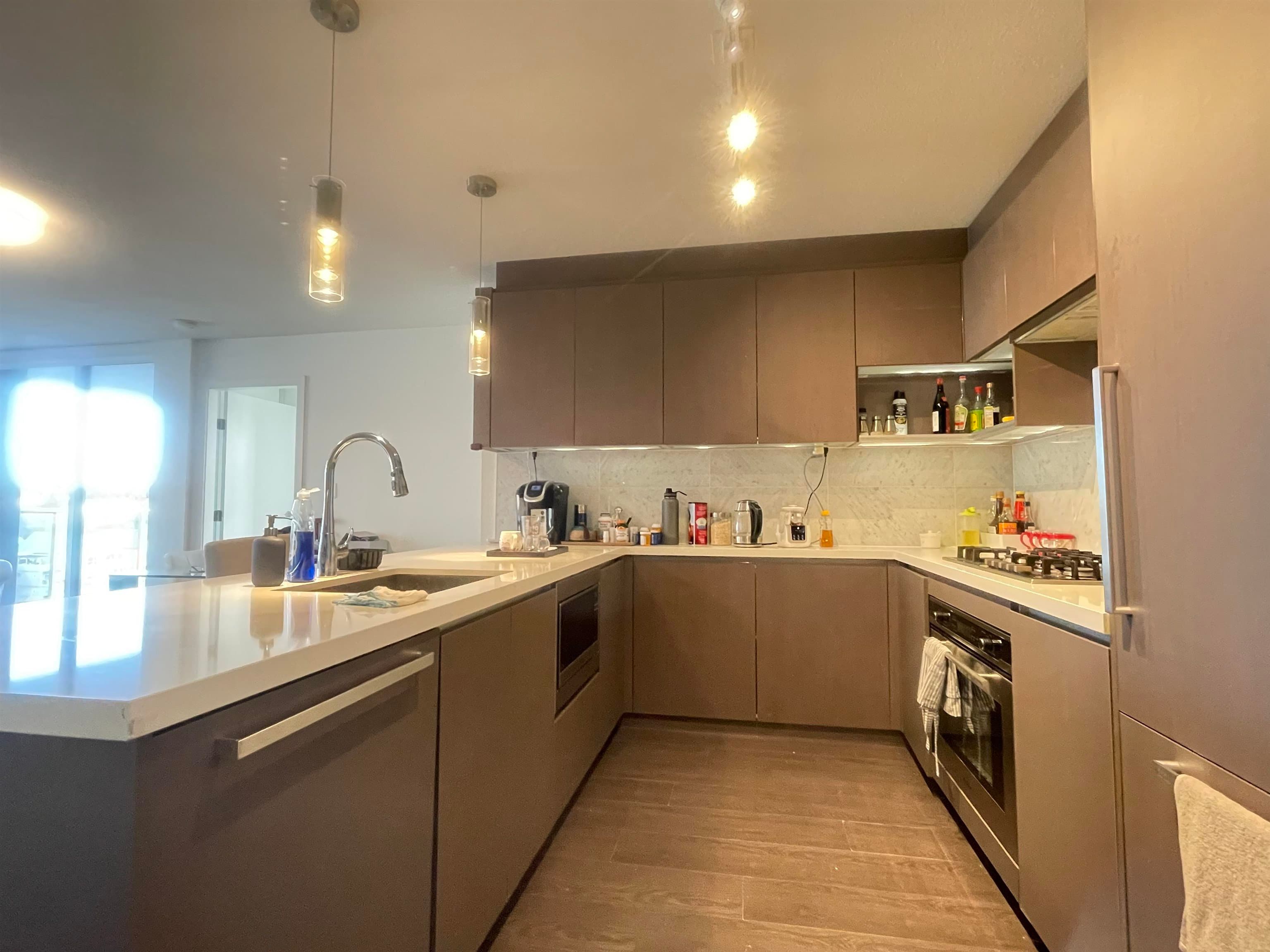 1002 - 13696 100 Avenue, Surrey, V3T 0L5 — photo 4