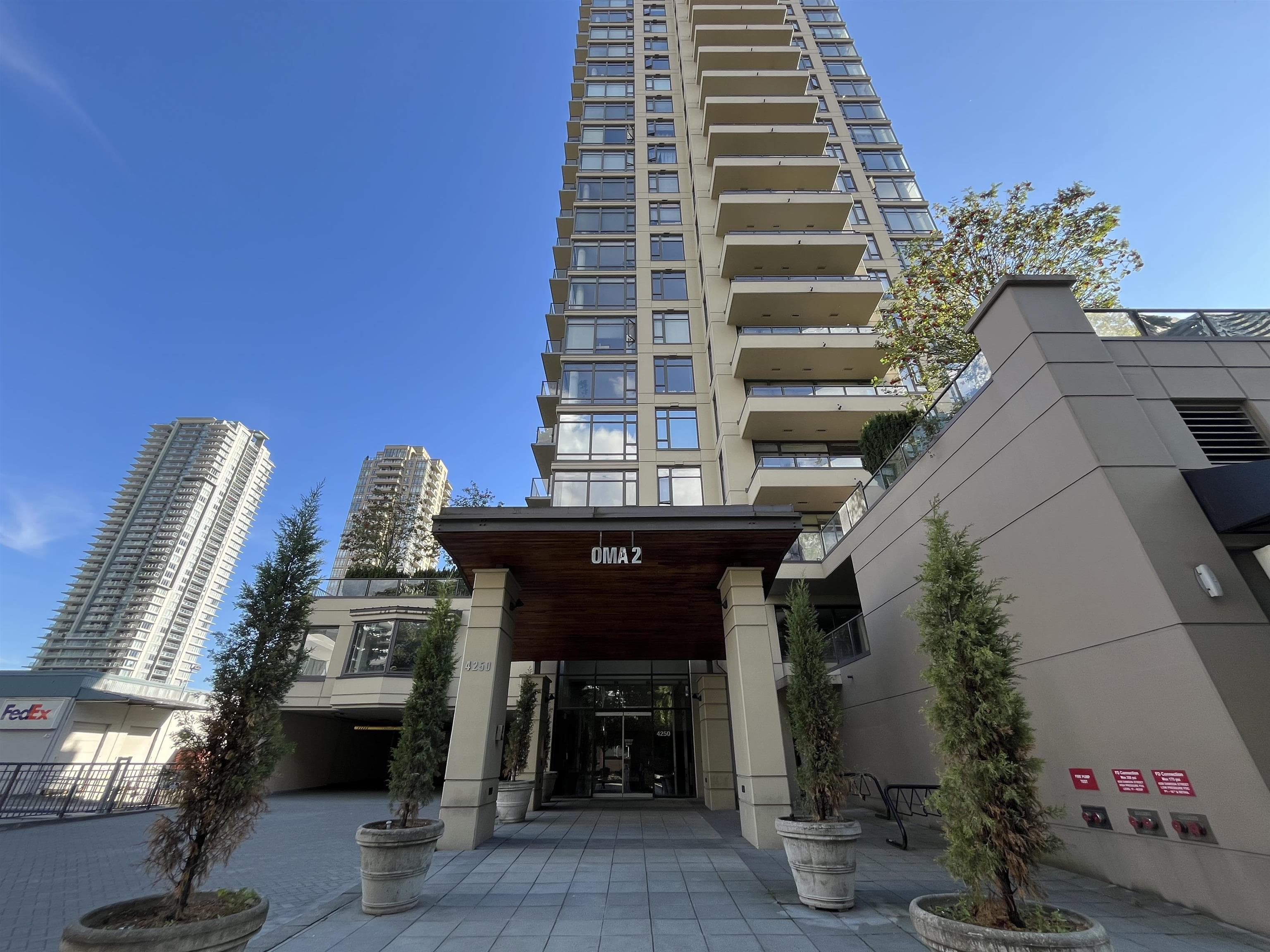 2003 - 4250 Dawson Street, Burnaby, V5C 4B1 — photo 1