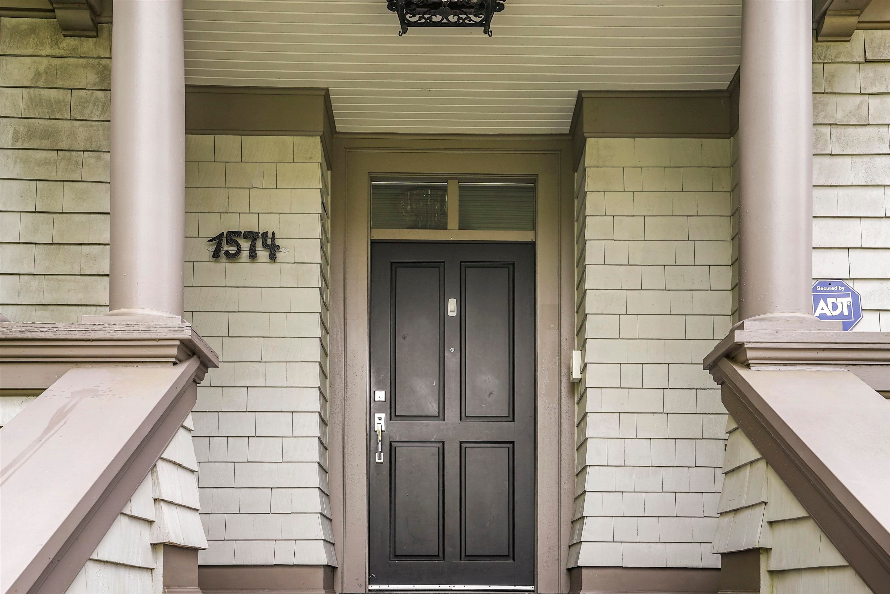 1574 Angus Drive, Vancouver, V6J 4H3 — photo 2