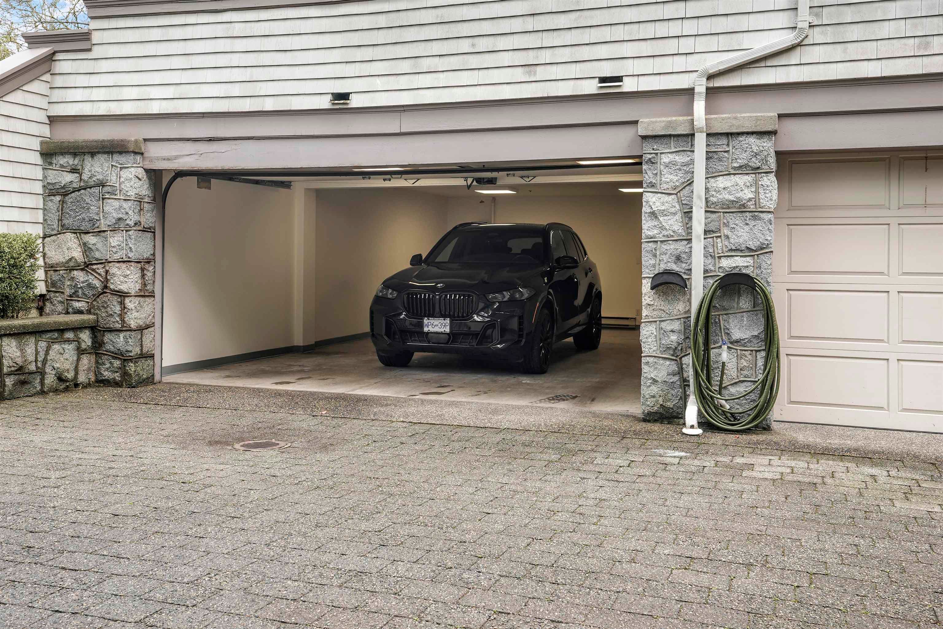 1574 Angus Drive, Vancouver, V6J 4H3 — photo 3