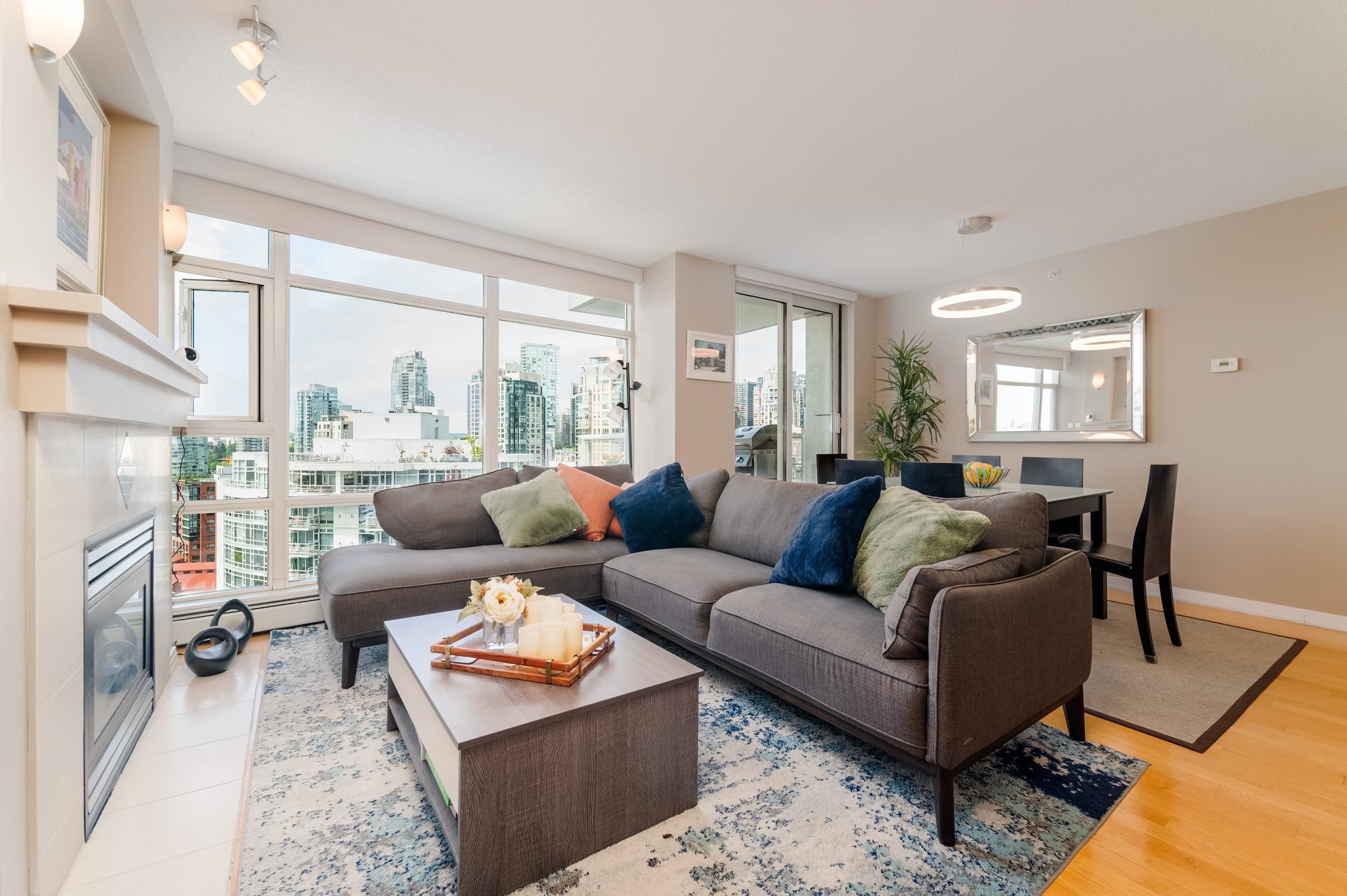 1908 - 198 Aquarius Mews, Vancouver, V6Z 2Y4 — photo 5