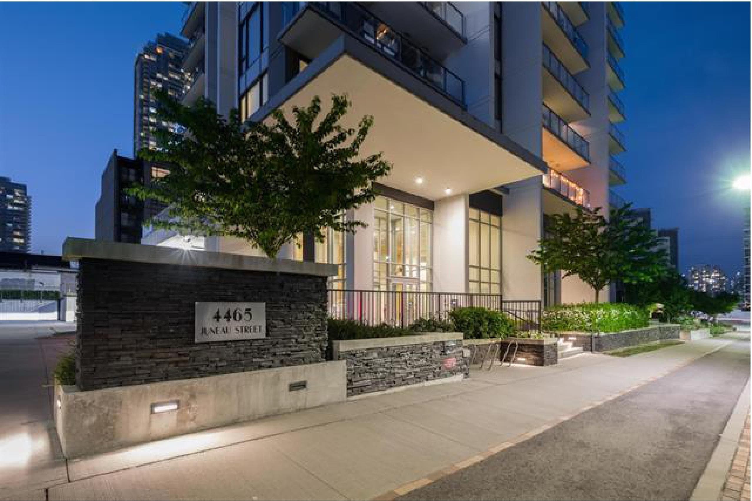 504 - 4465 Juneau Street, Burnaby, V5C 0L8 — photo 2