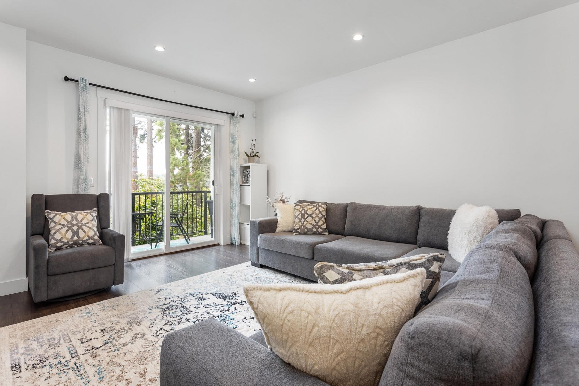 28 - 6188 141 Street, Surrey, V3X 0J7 — photo 5