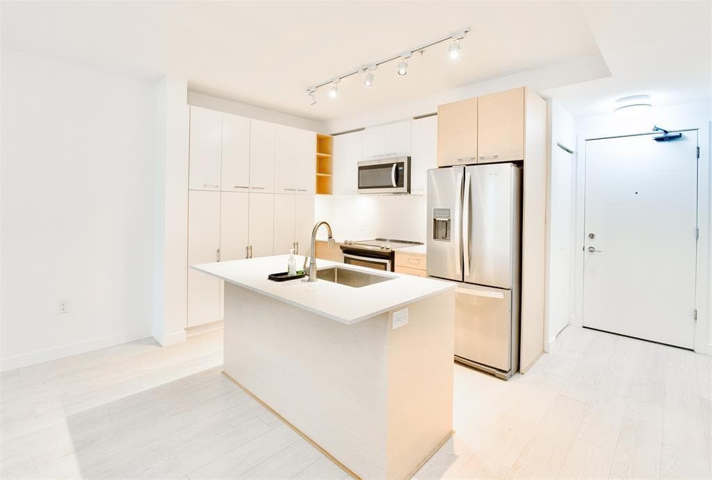 512 - 13963 105 Boulevard, Surrey, V3T 0E7 — photo 3