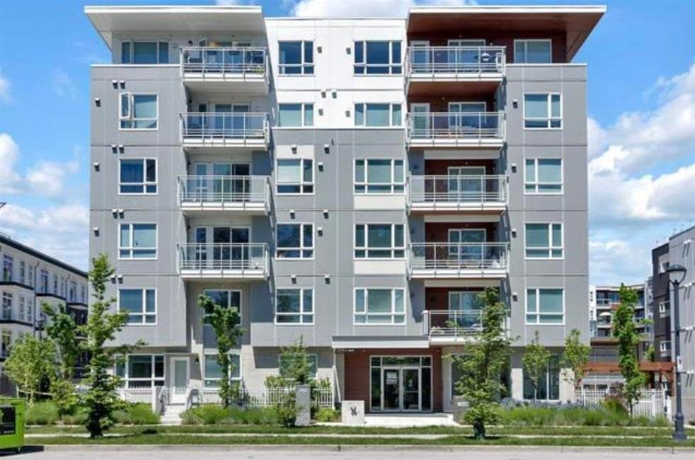 512 - 13963 105 Boulevard, Surrey, V3T 0E7 — photo 1