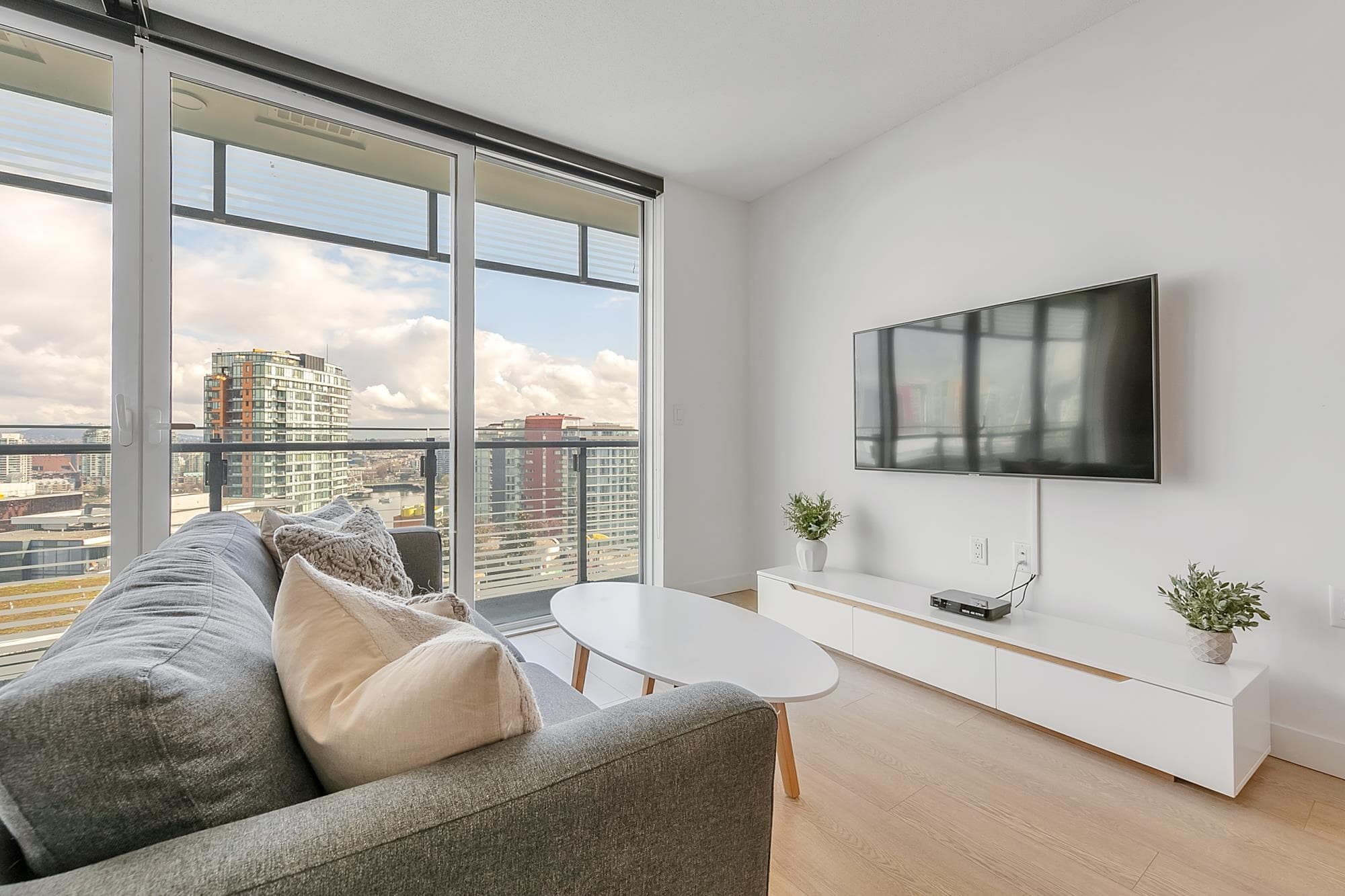 2212 - 89 Nelson Street, Vancouver, V6Z 0E7 — photo 3