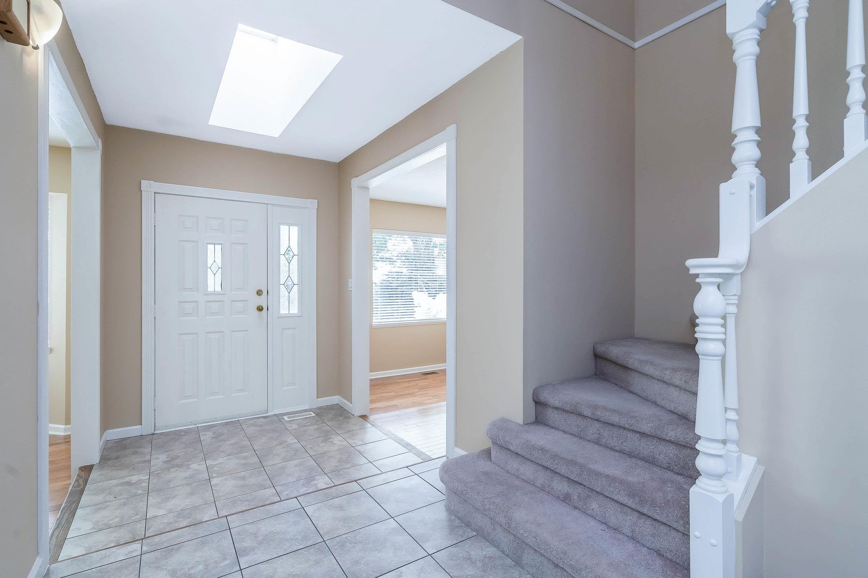 915 Citadel Drive, Port Coquitlam, V3C 5J2 — photo 3