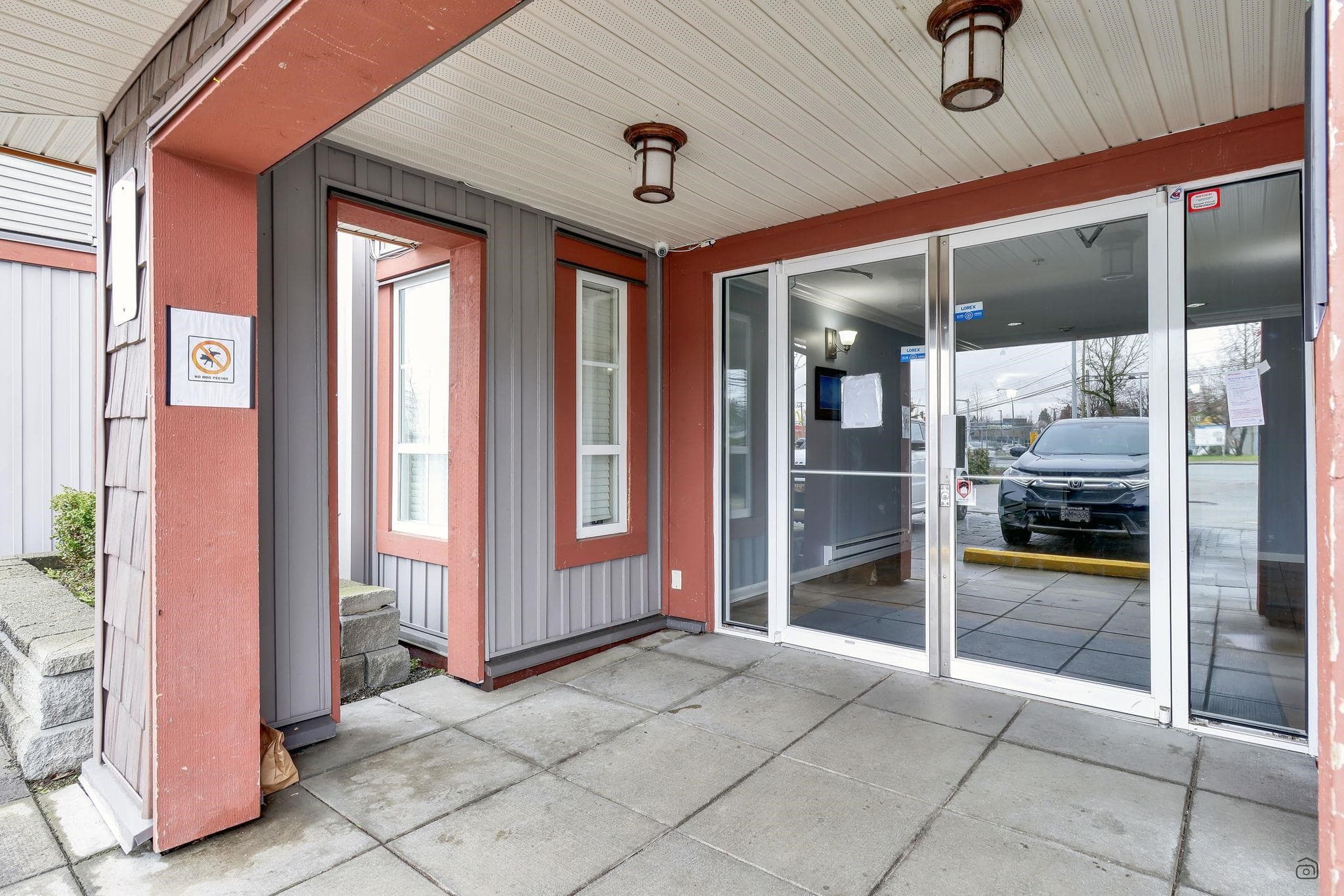 305 - 6960 120 Street, Surrey, V3W 1V4 — photo 3