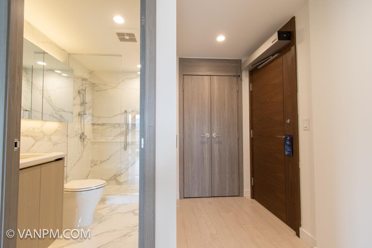 1307 - 4890 Lougheed Highway, Burnaby, V5C 0N2 — photo 3