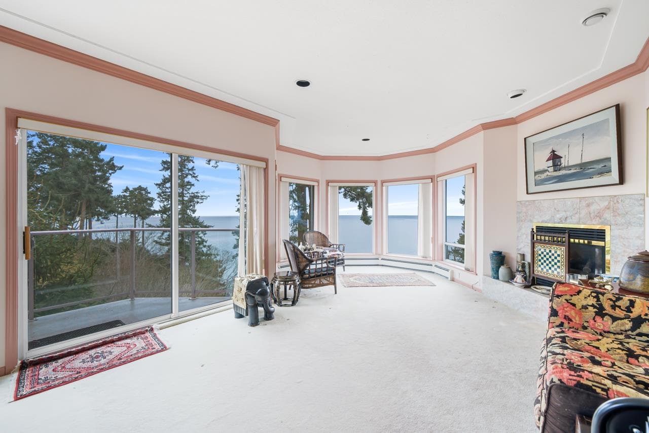58 Tsawwassen Beach Road, Delta, V4M 4C6 — photo 3