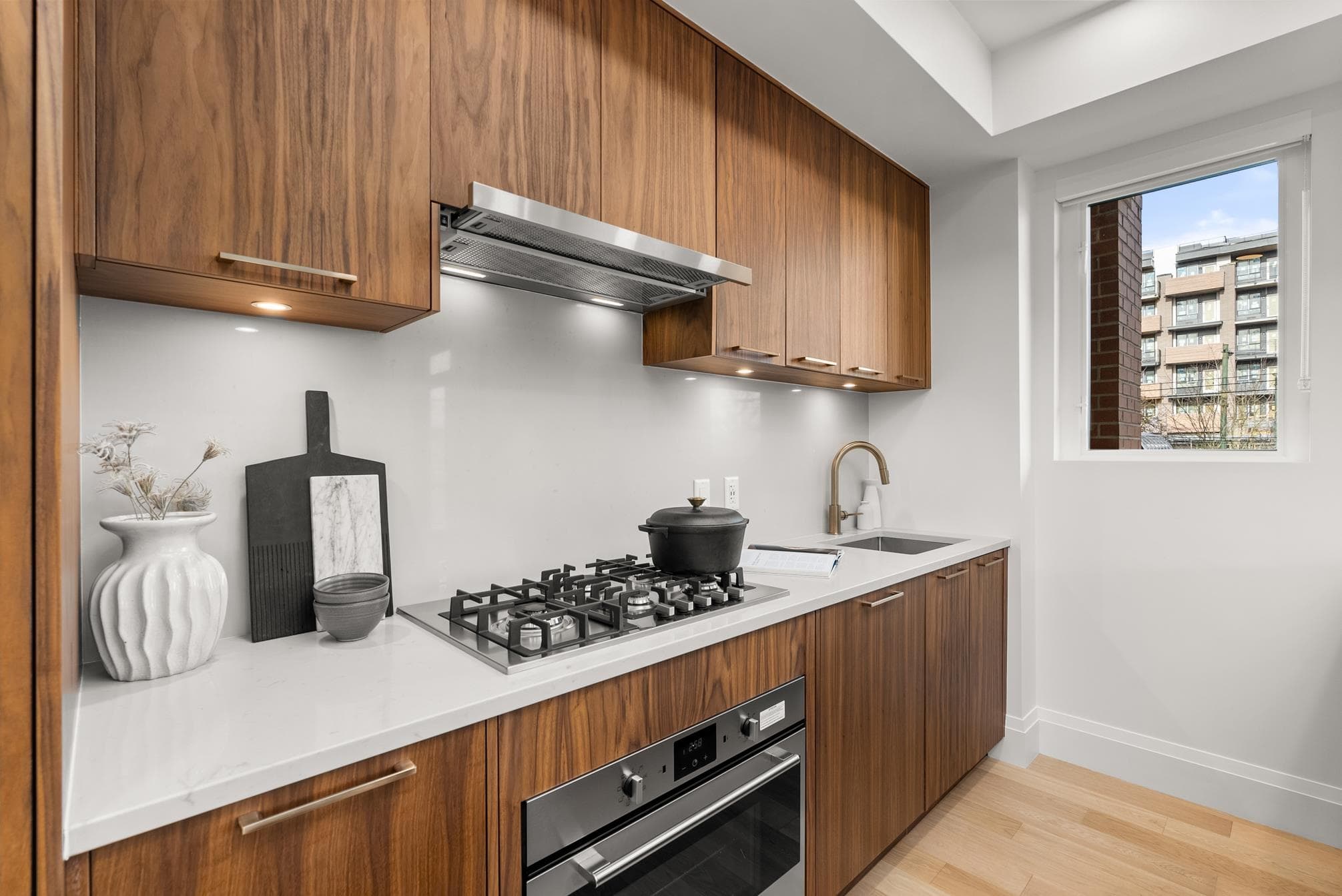 213 - 2550 Garden Drive, Vancouver, V5N 4X6 — photo 4