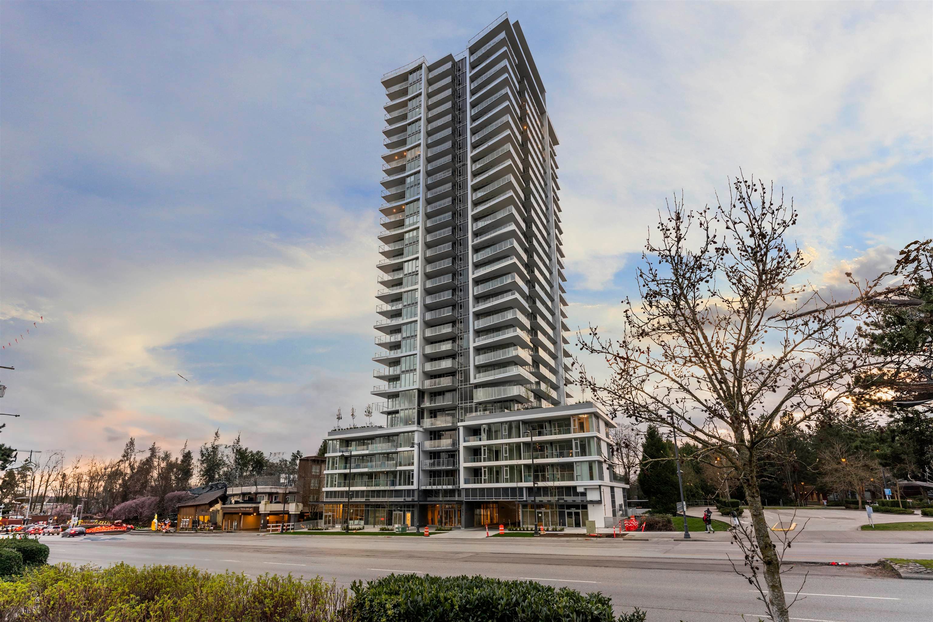 2101 - 9675 King George Boulevard, Surrey, V3T 2V3 — photo 1
