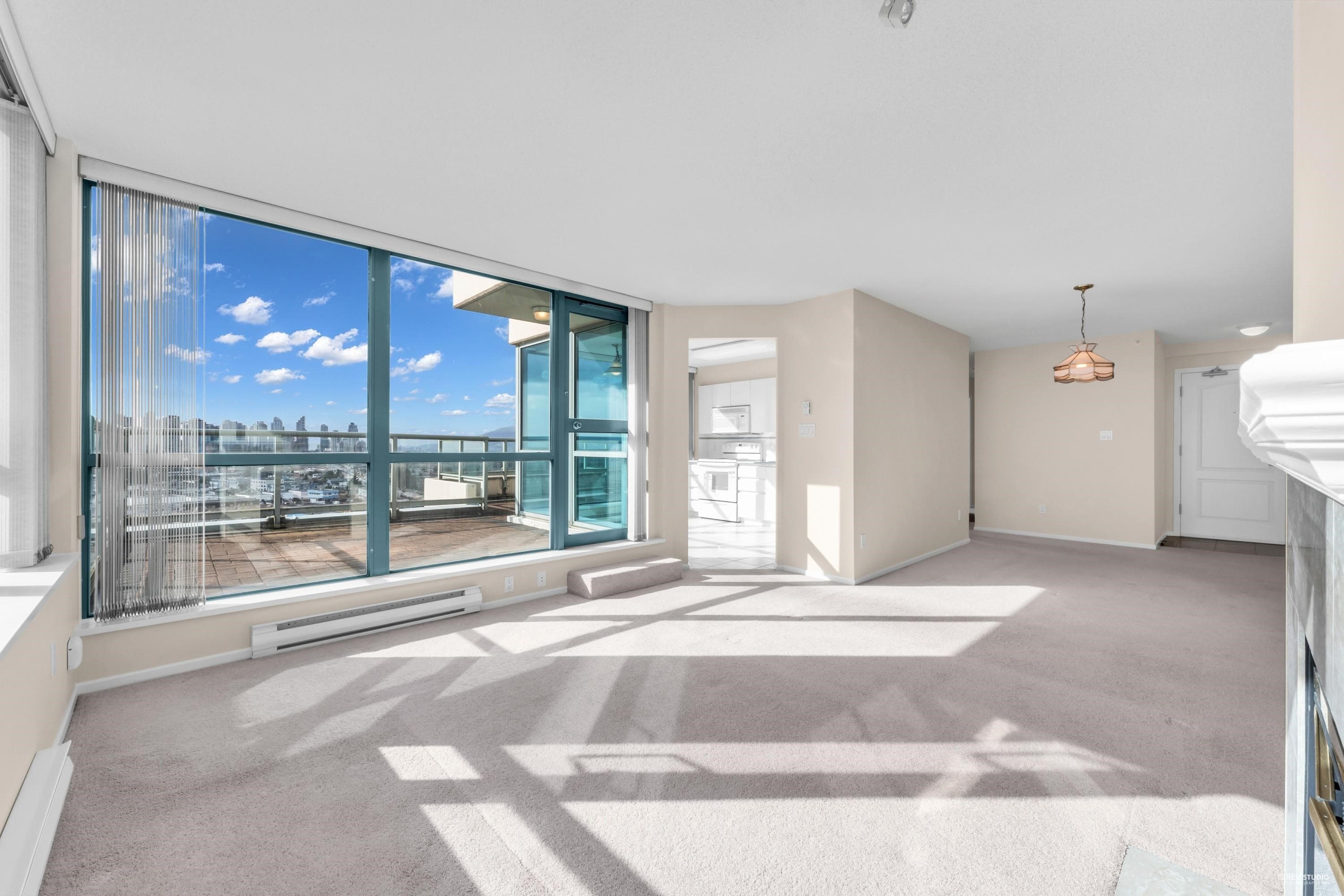 1801 - 6622 Southoaks Crescent, Burnaby, V5E 4K2 — photo 4