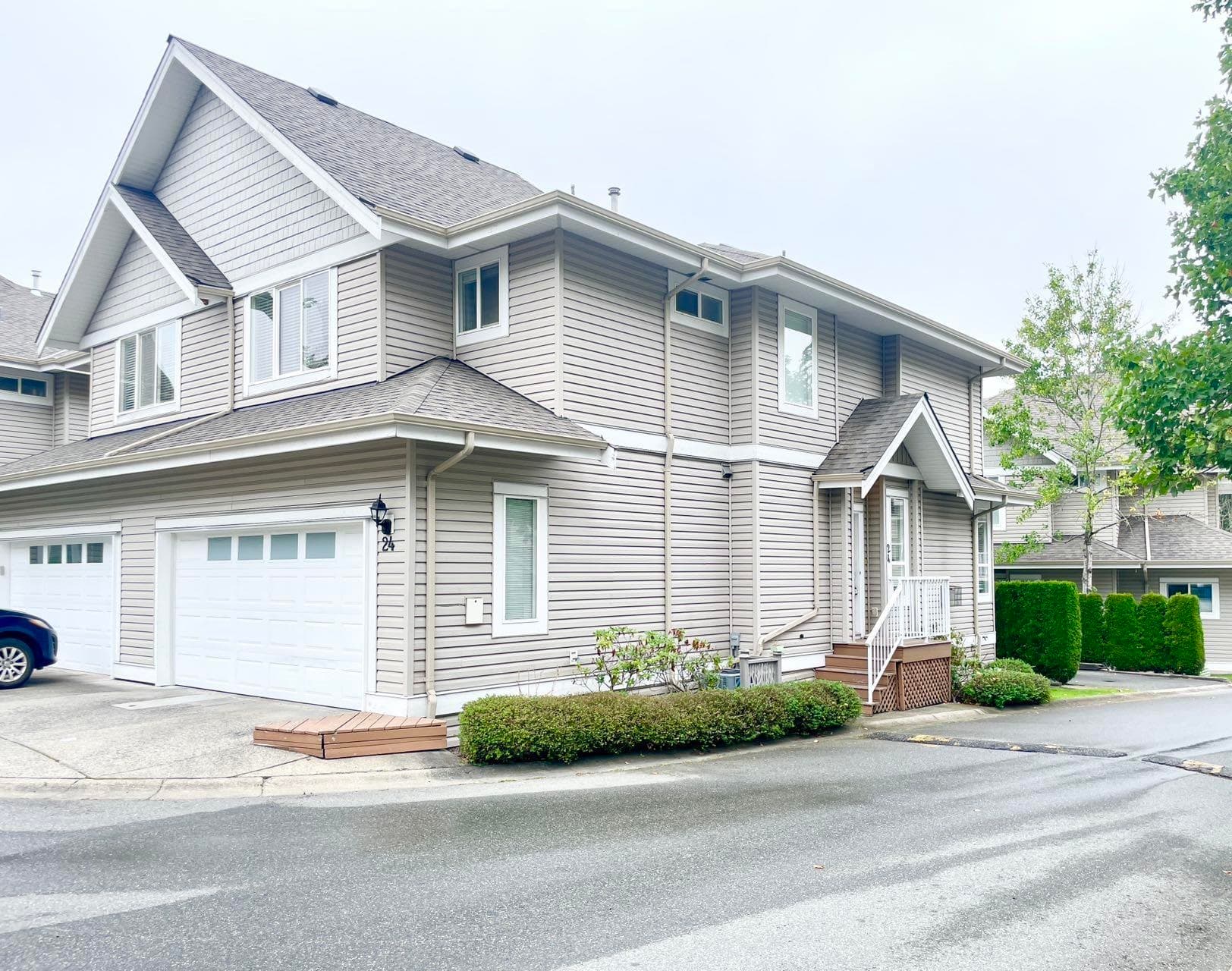 24 - 8568 209 Street, Langley