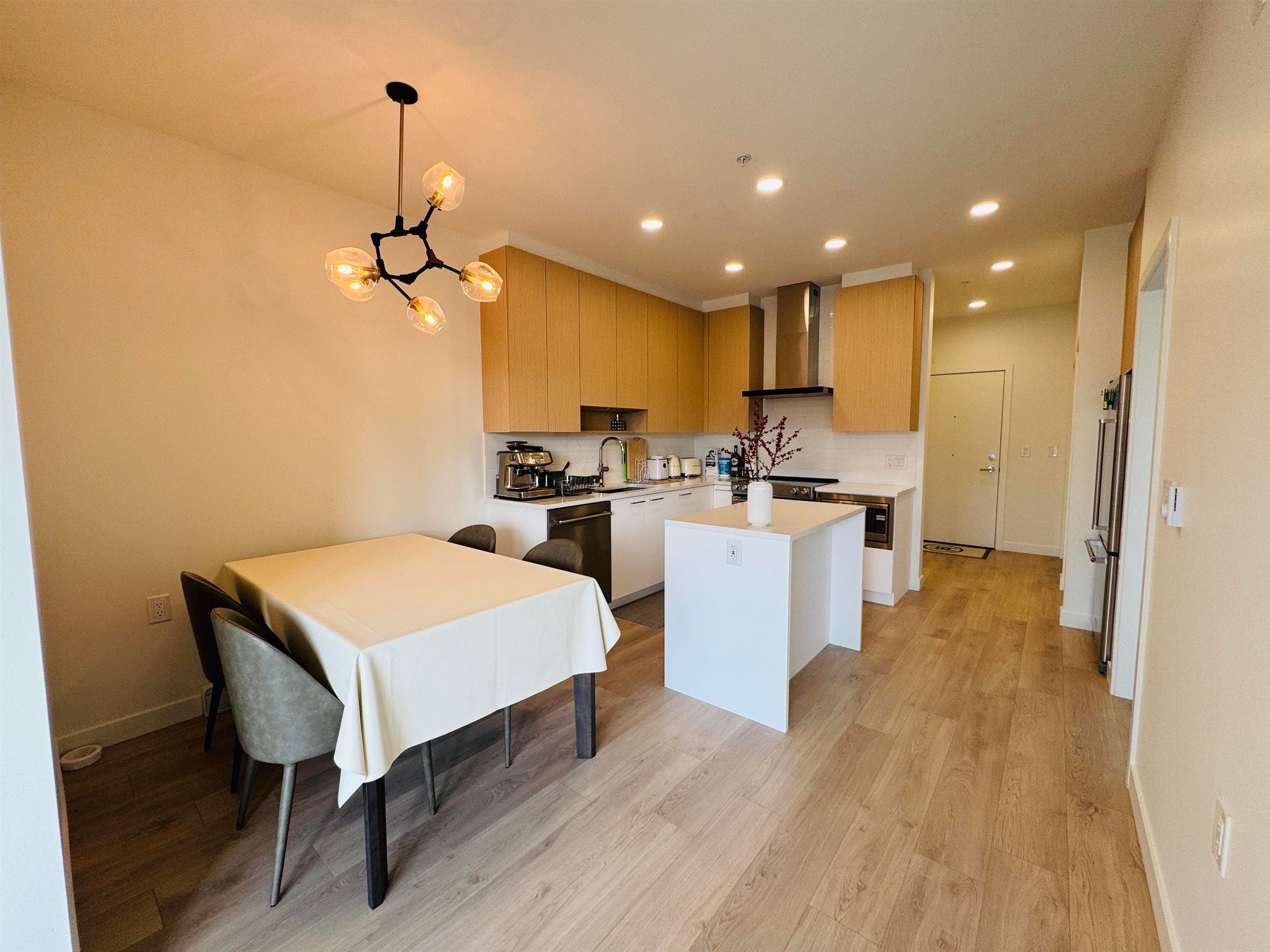 521 - 7599 15th Street, Burnaby, V3N 0H9 — photo 5