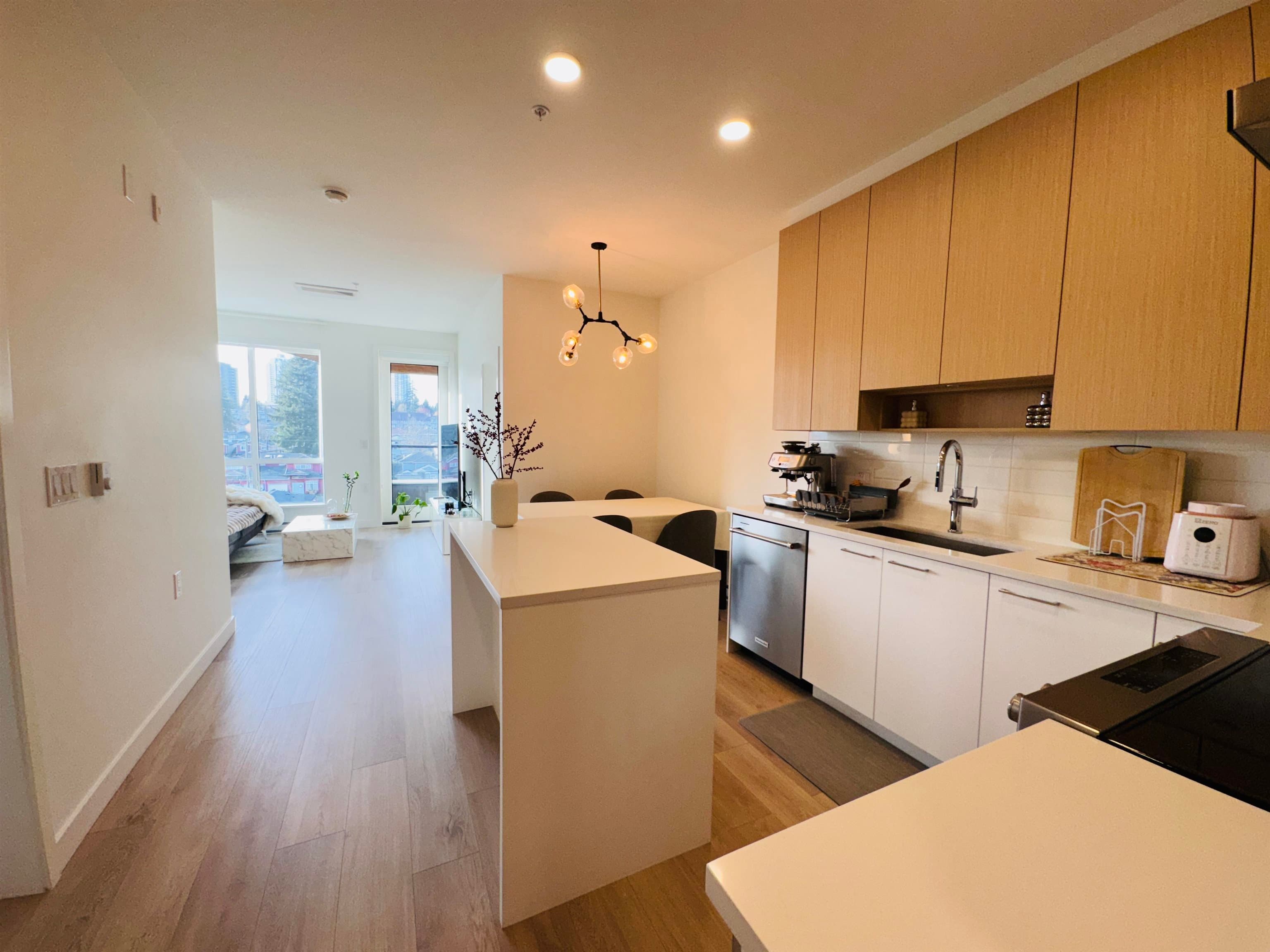 521 - 7599 15th Street, Burnaby, V3N 0H9 — photo 4
