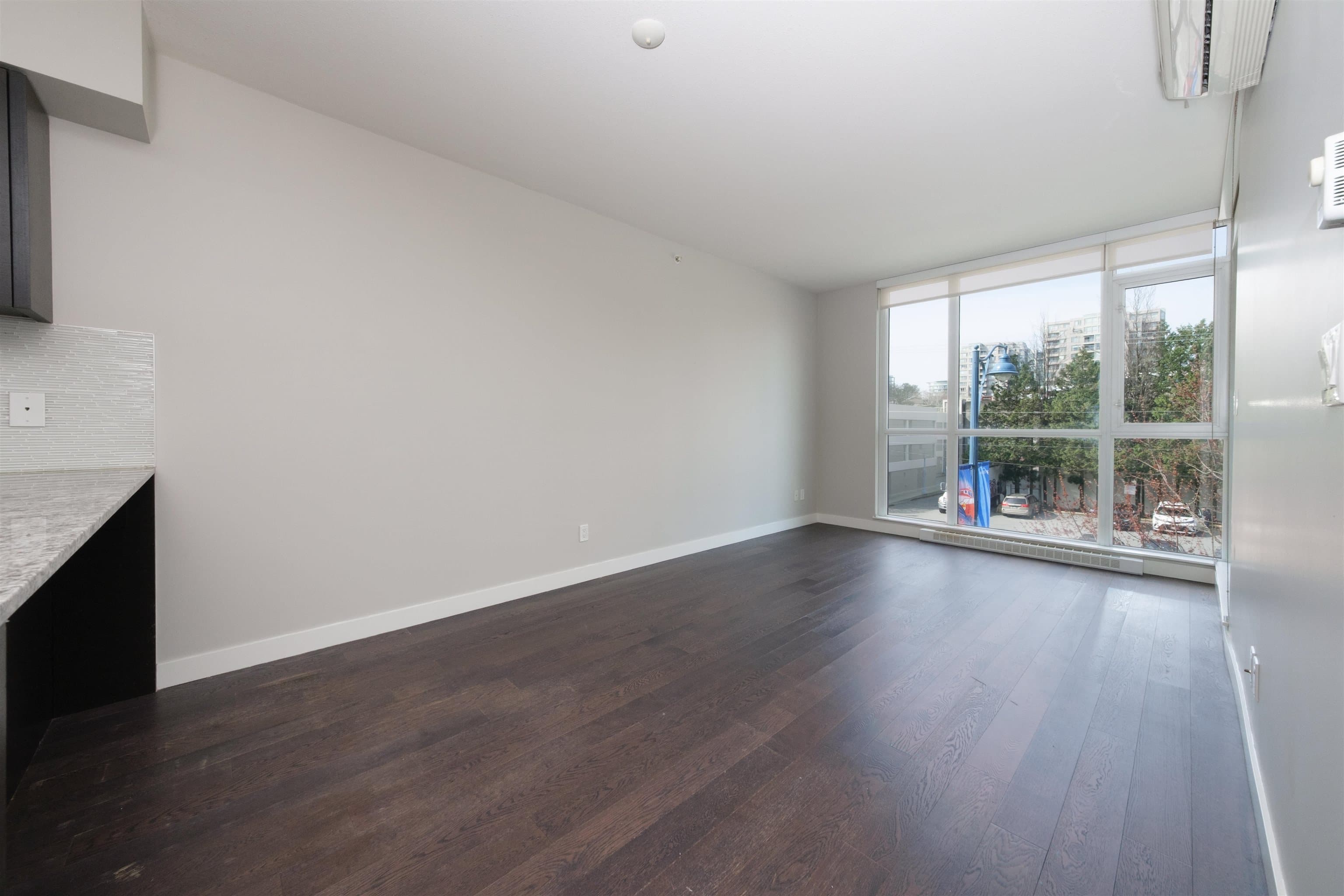 309 - 6180 Cooney Road, Richmond, V6Y 0H2 — photo 2